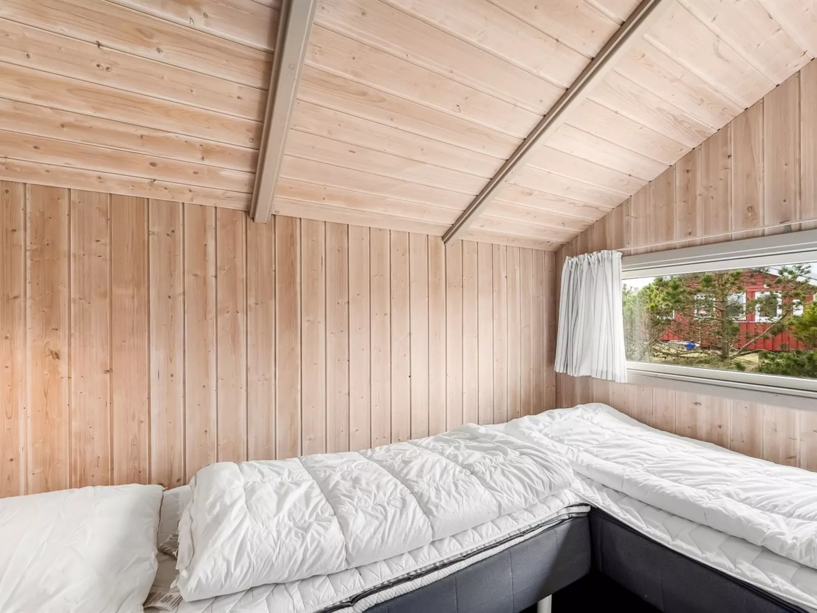 "Marisol" - 600m to the fjord-Inside