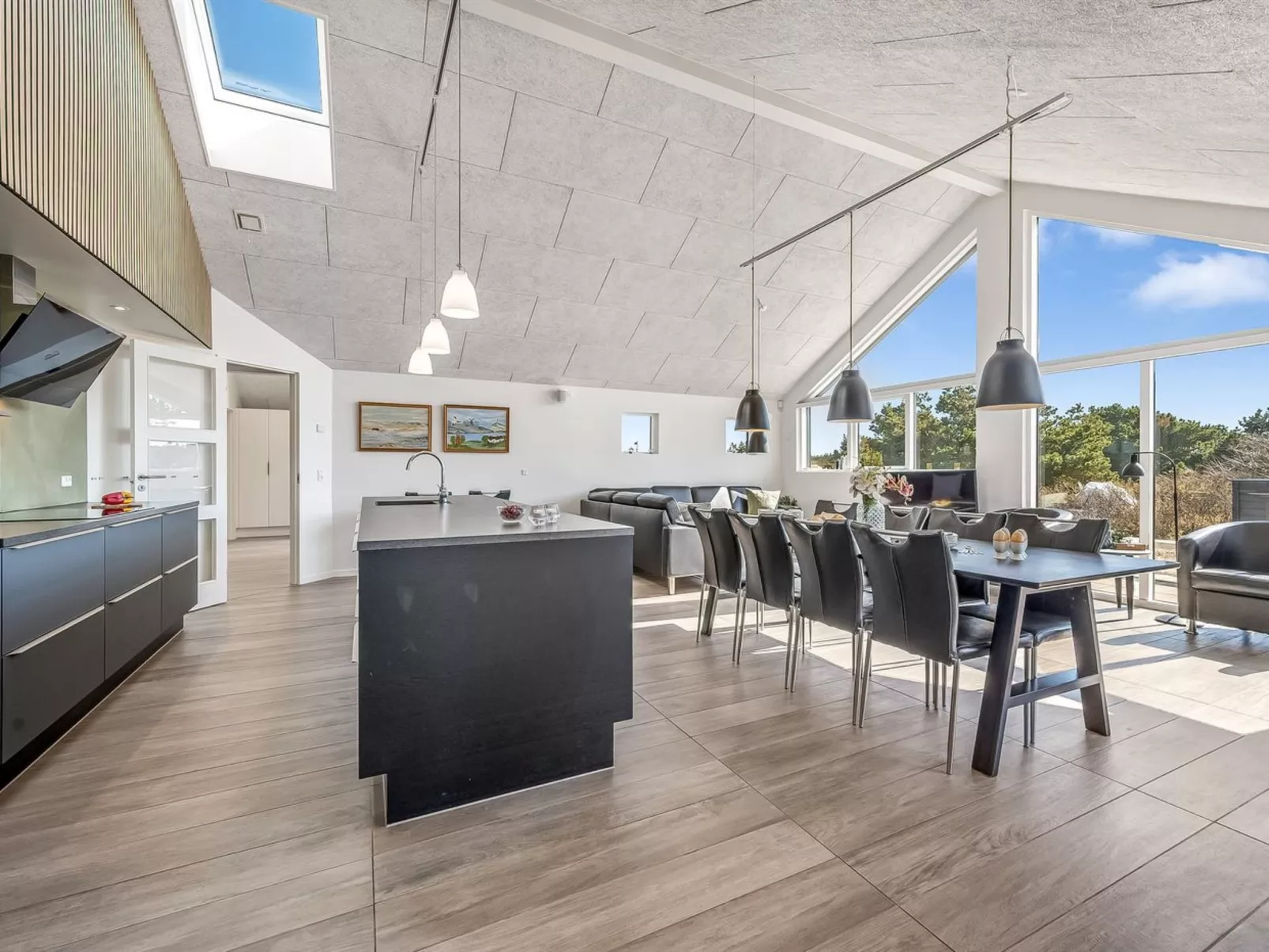 "Swante" -  from the sea-Inside