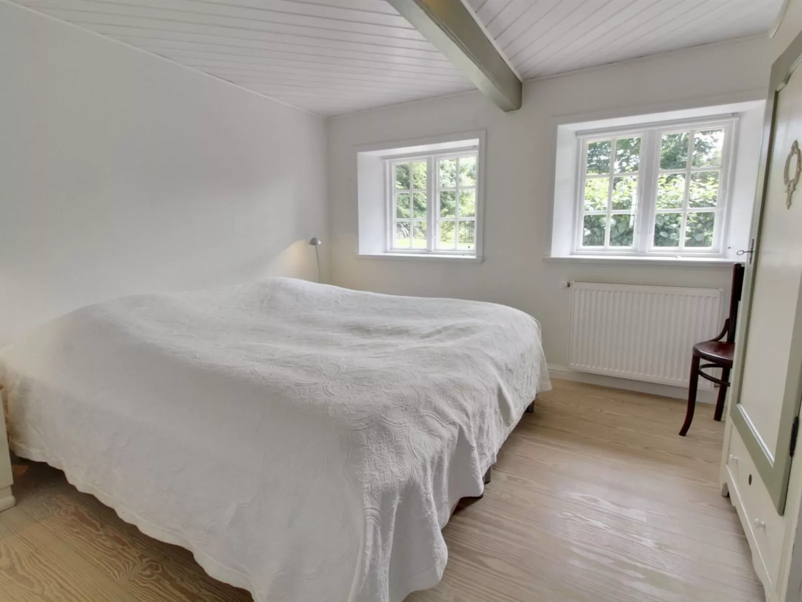 "Ingulf" - 18km from the sea-Inside