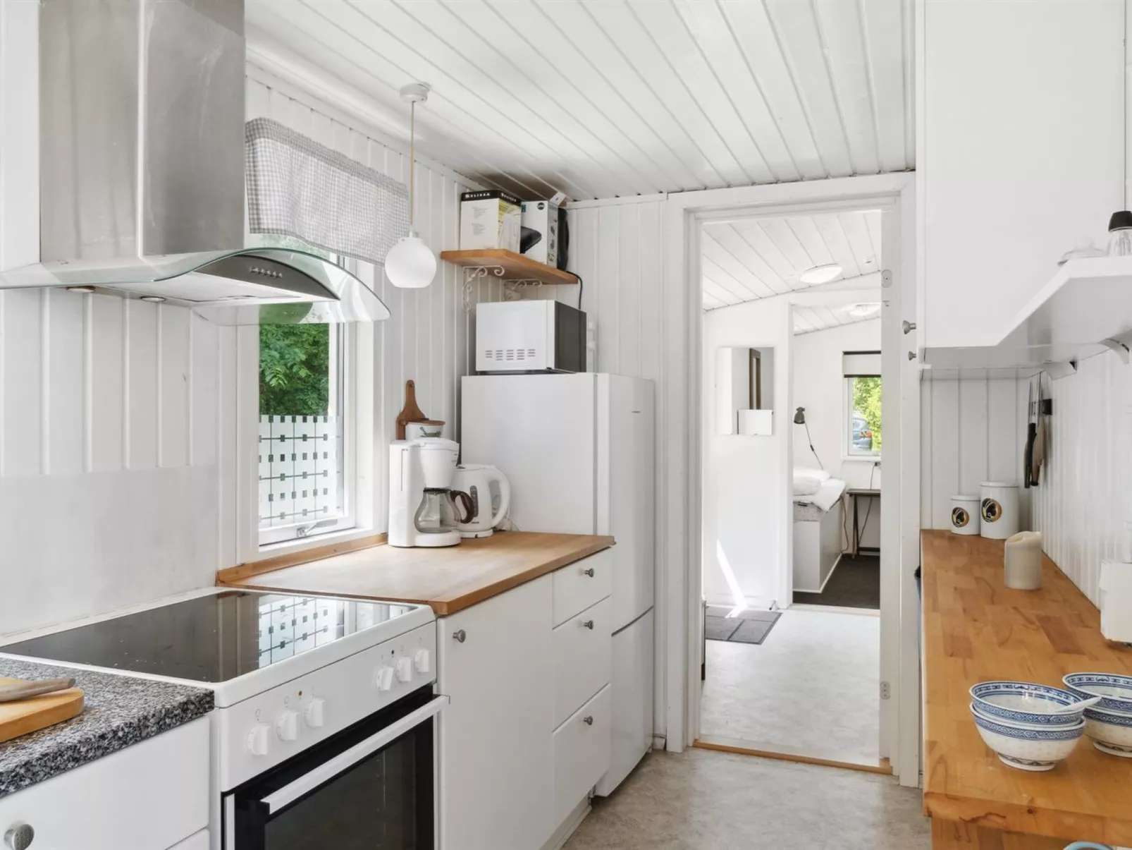 "Self" - 400m to the fjord-Inside