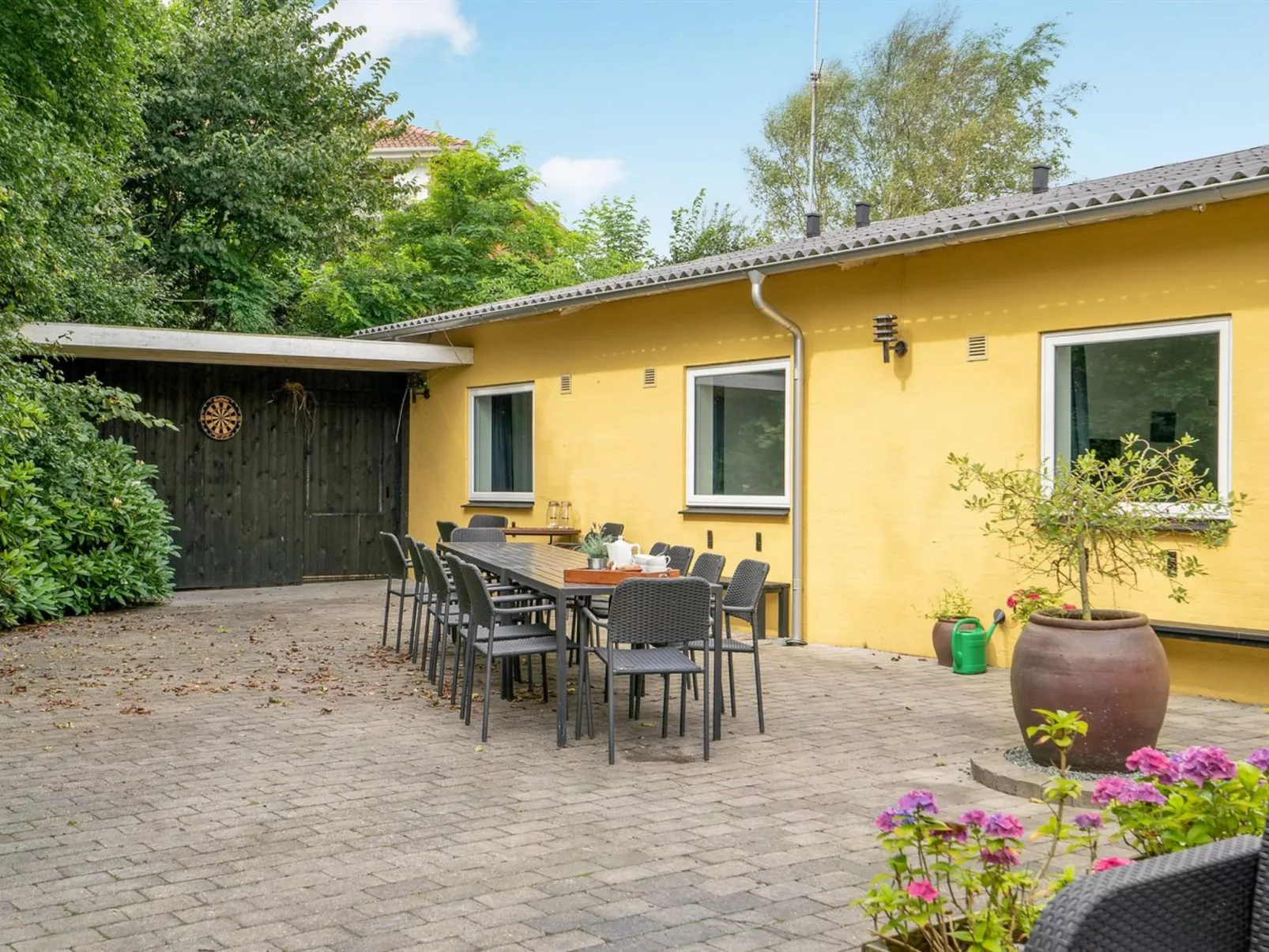 "Rina" - 30m to the fjord-Outside