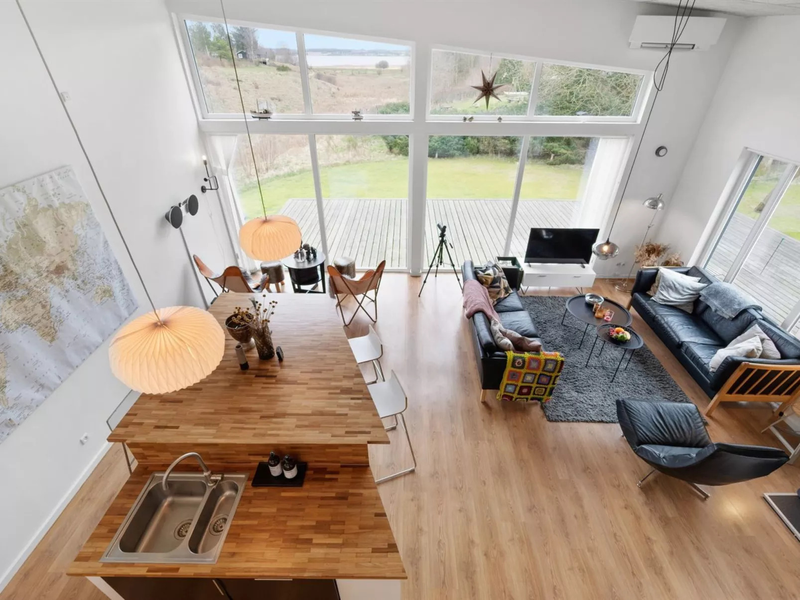 "Tenna" - 250m to the fjord-Inside