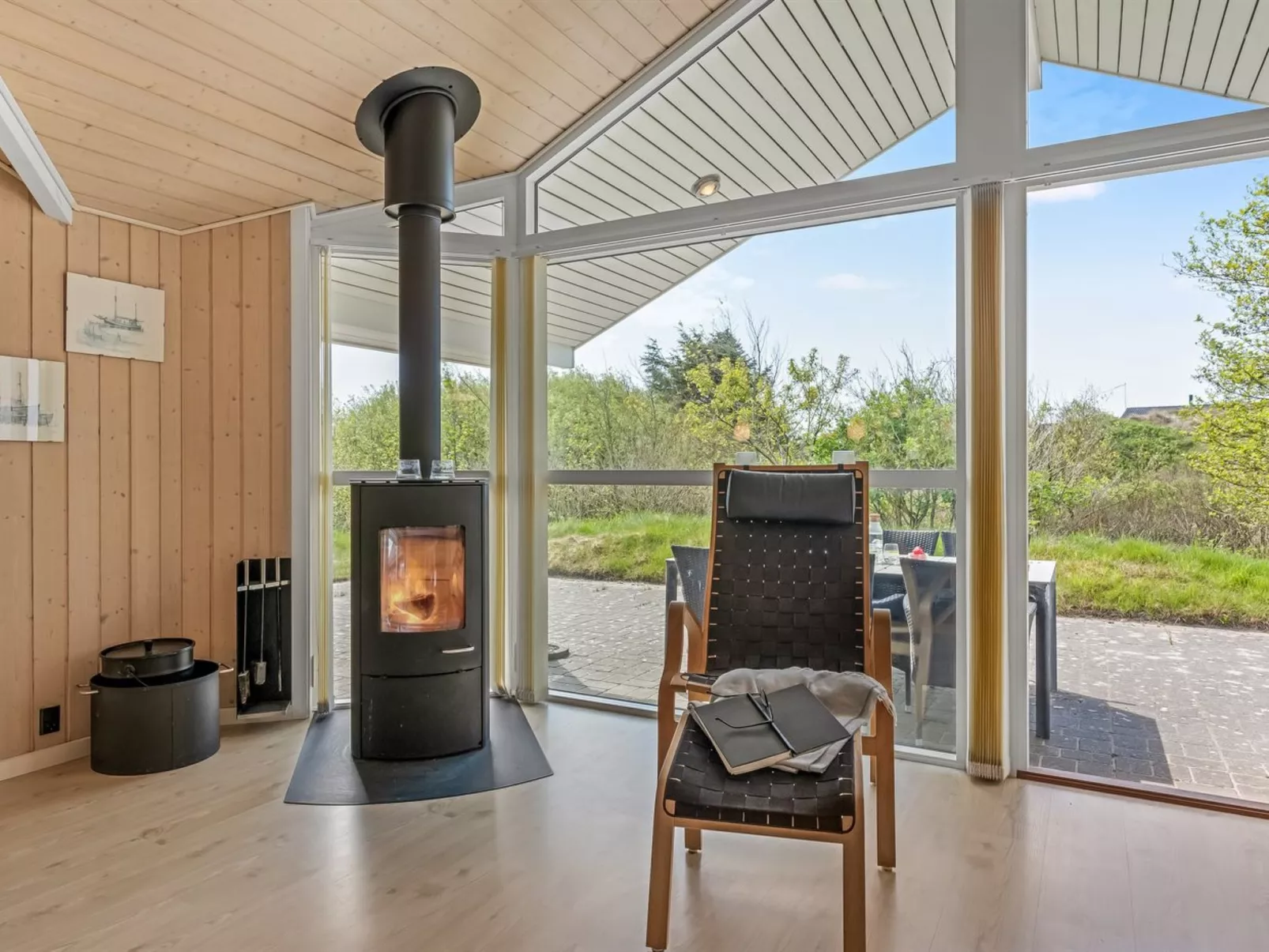 "Dagny" - 300m from the sea-Inside