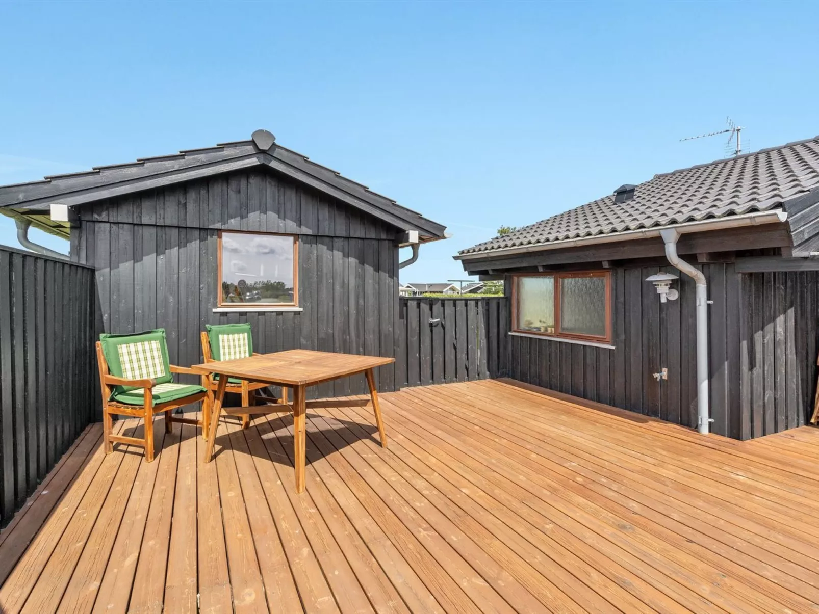 "Gyda" - 100m from the sea-Draußen