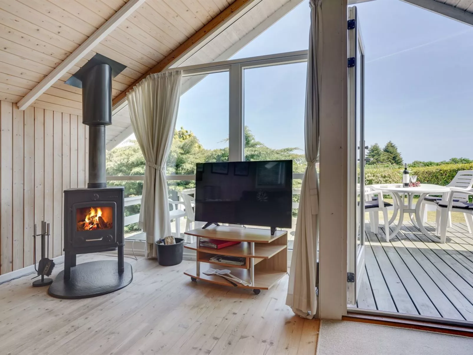 "Jarmericus" - 300m from the sea-Inside