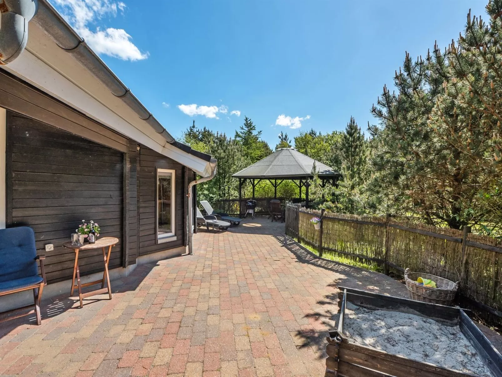 "Jorina" - 700m to the fjord-Dehors