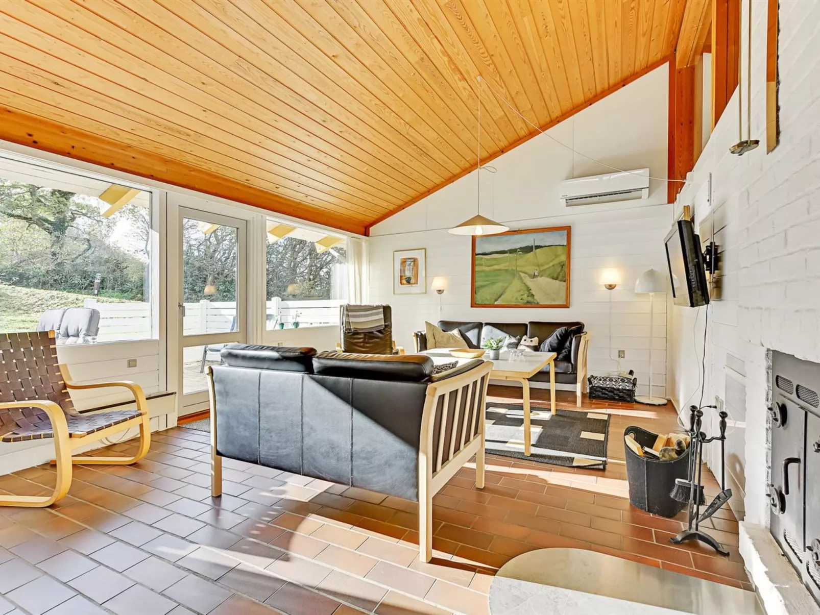 "Boris" - 500m from the sea-Drinnen