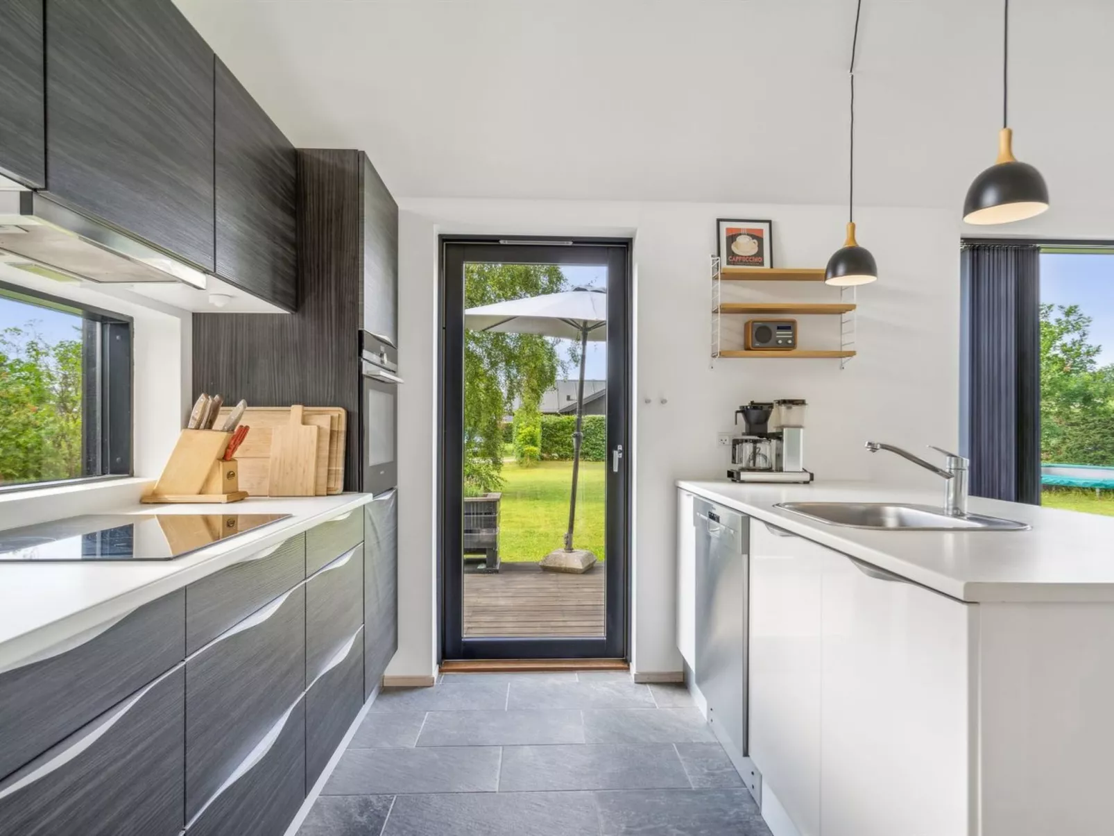 "Yukon" - 150m from the sea-Inside