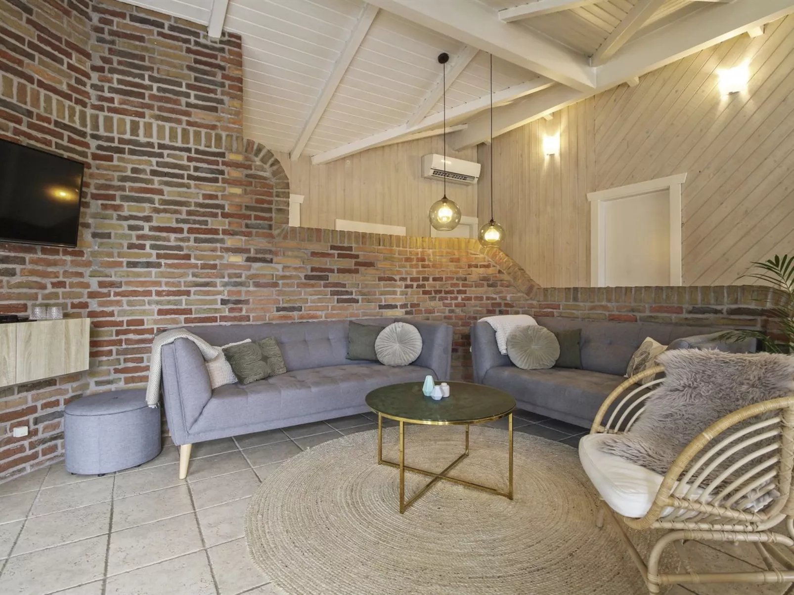 "Soini" - 900m from the sea-Dedans