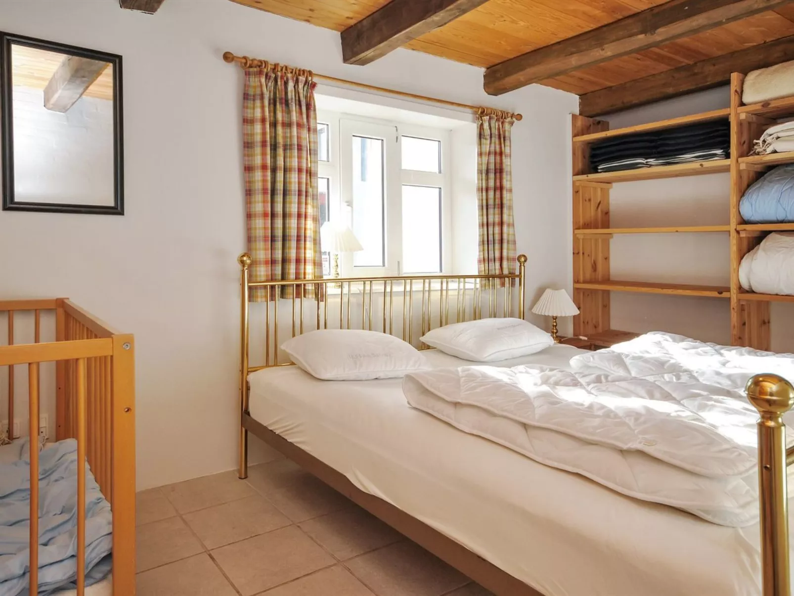 "Millie" - 3km to the fjord-Inside