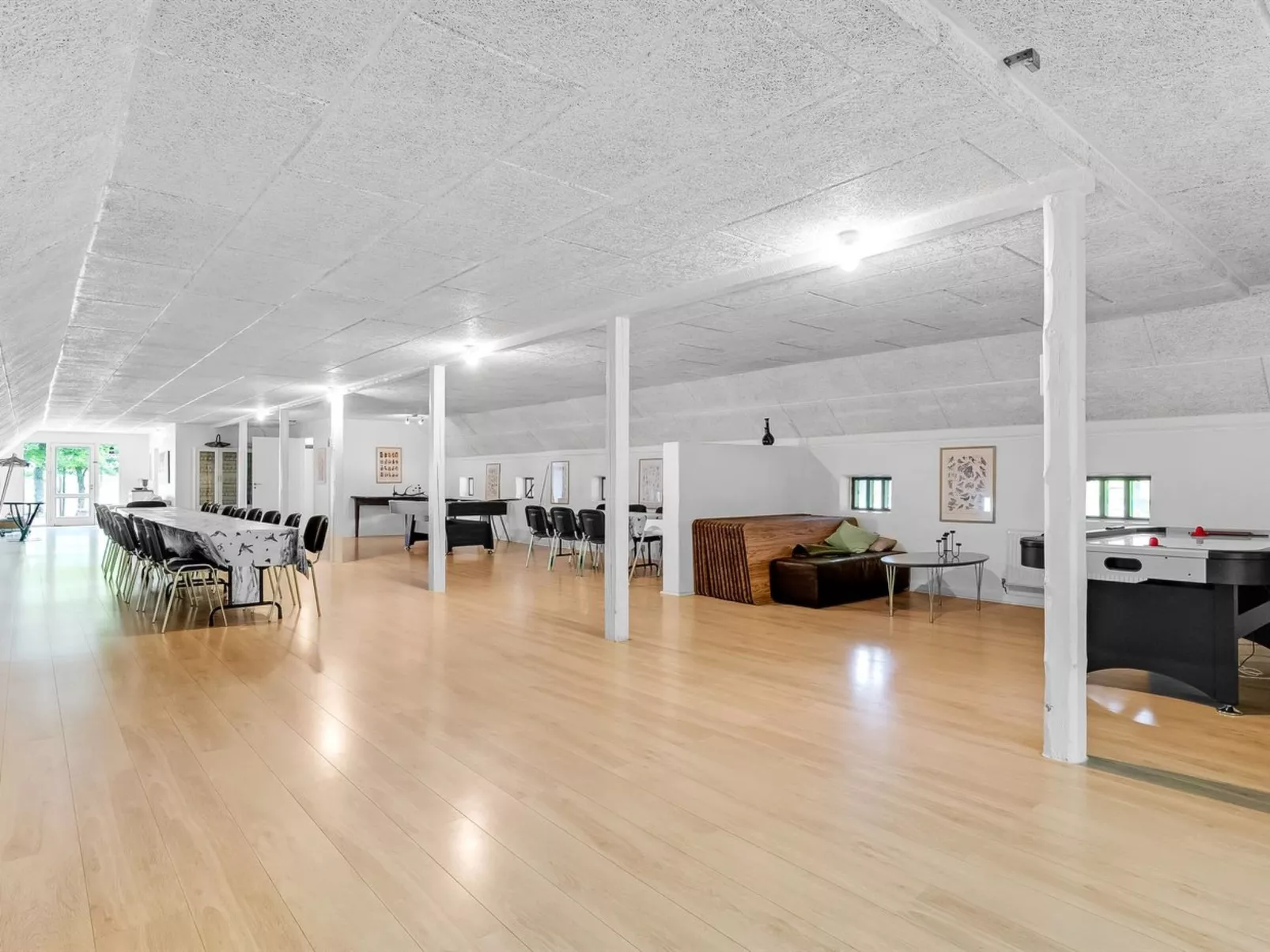 "Tatiane" - 10km from the sea-Inside