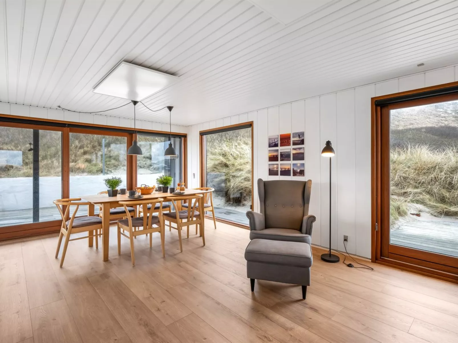 "Eyla" -  from the sea-Inside