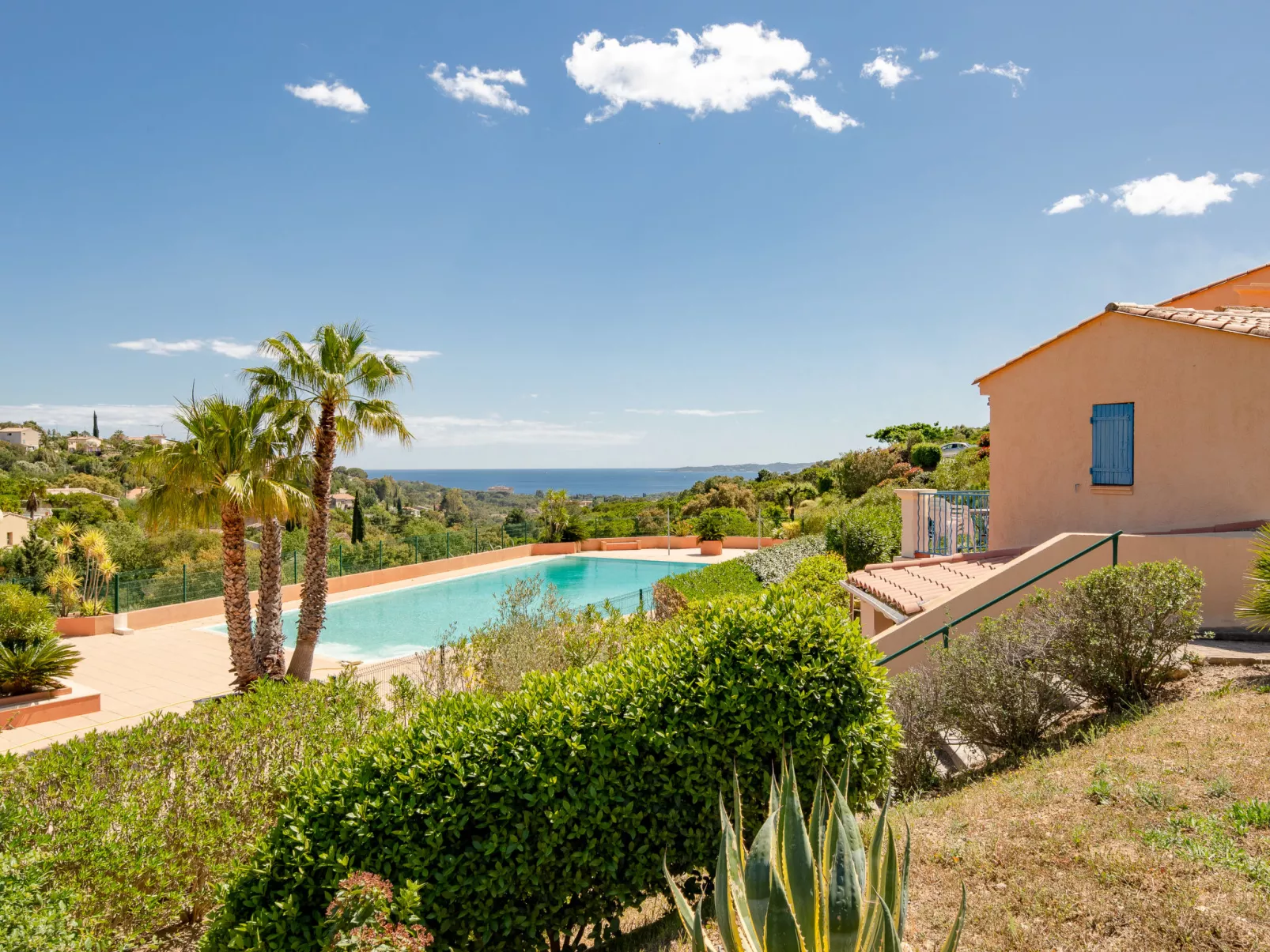 Les Hauts des Issambres-Outside
