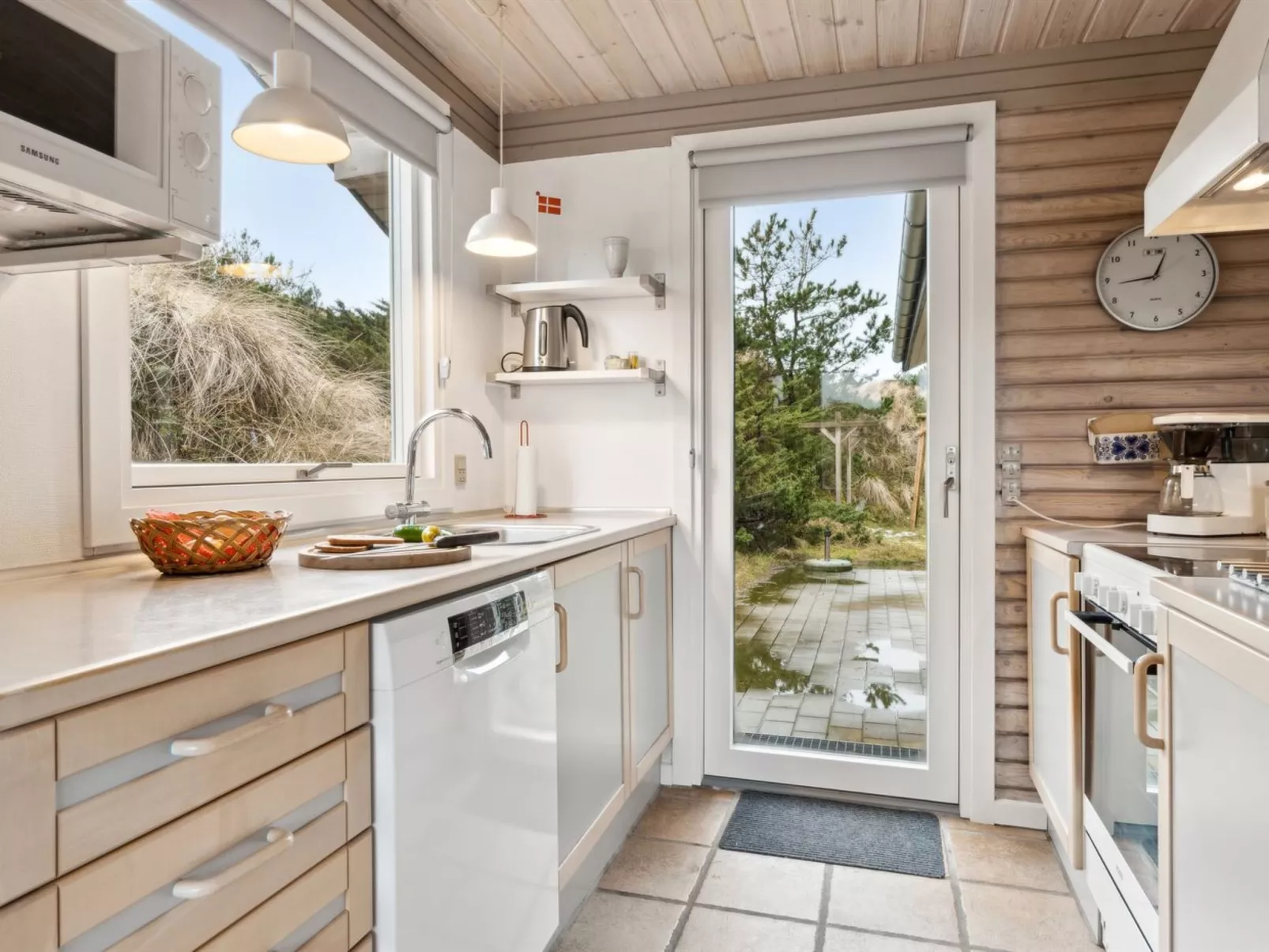 "Selenia" - 1km from the sea-Drinnen