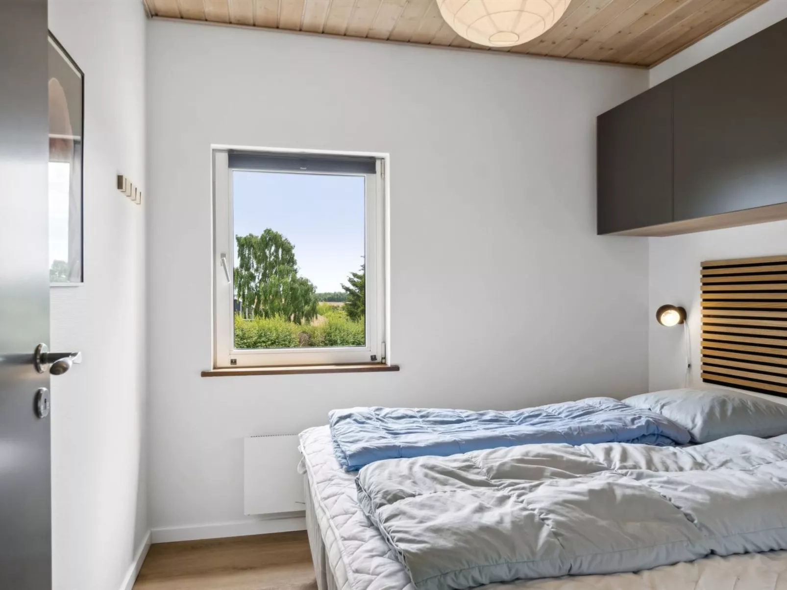 "Svenn" - 300m from the sea-Drinnen