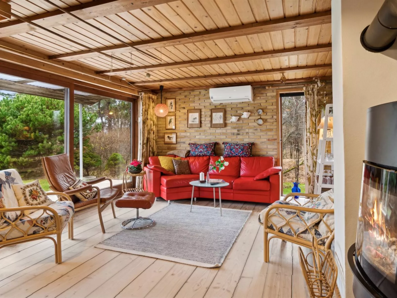 "Svanborg" - 40m from the sea-Inside