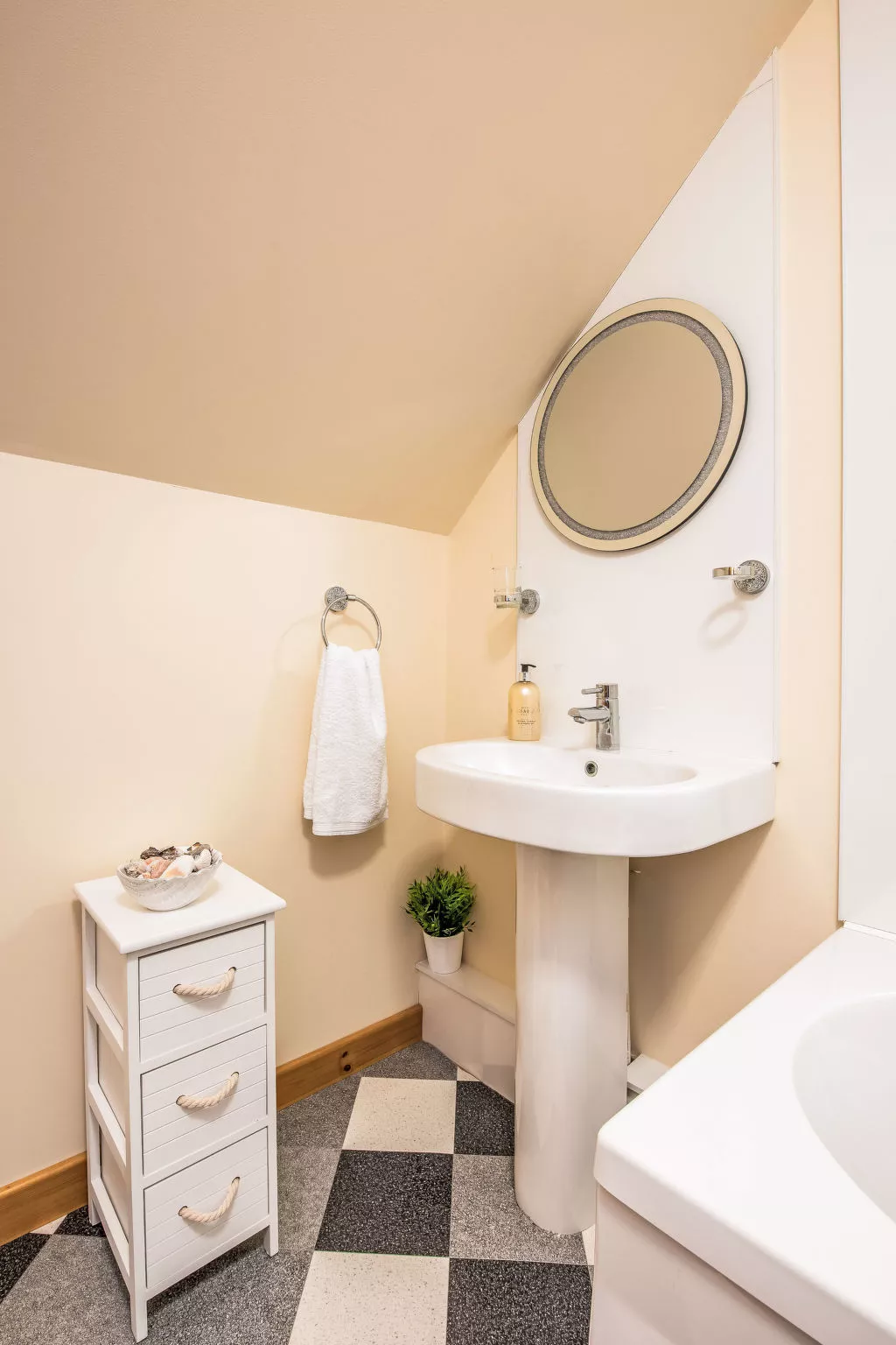 Benderloch House-Inside