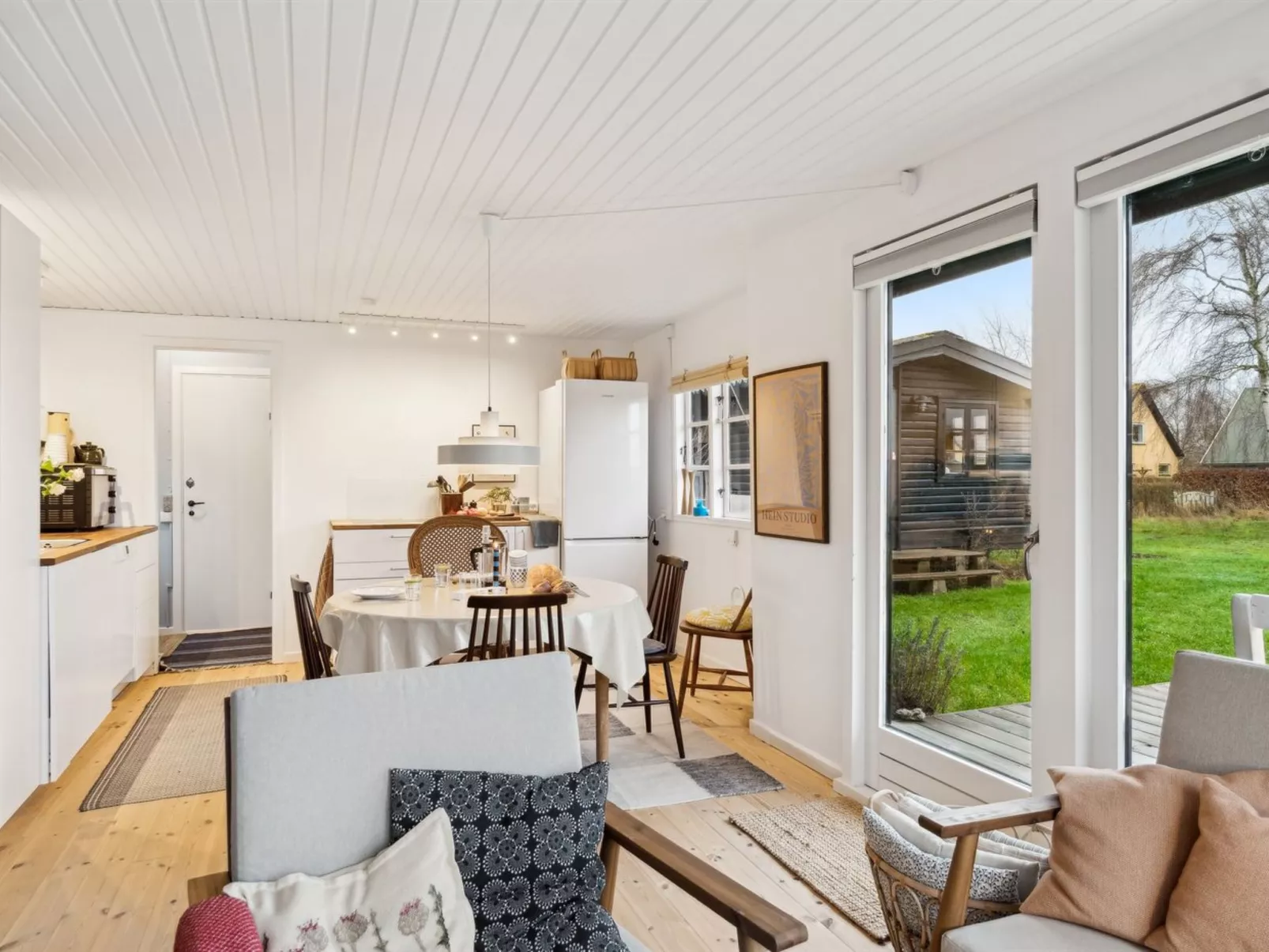 "Dufa" - 200m to the fjord-Inside