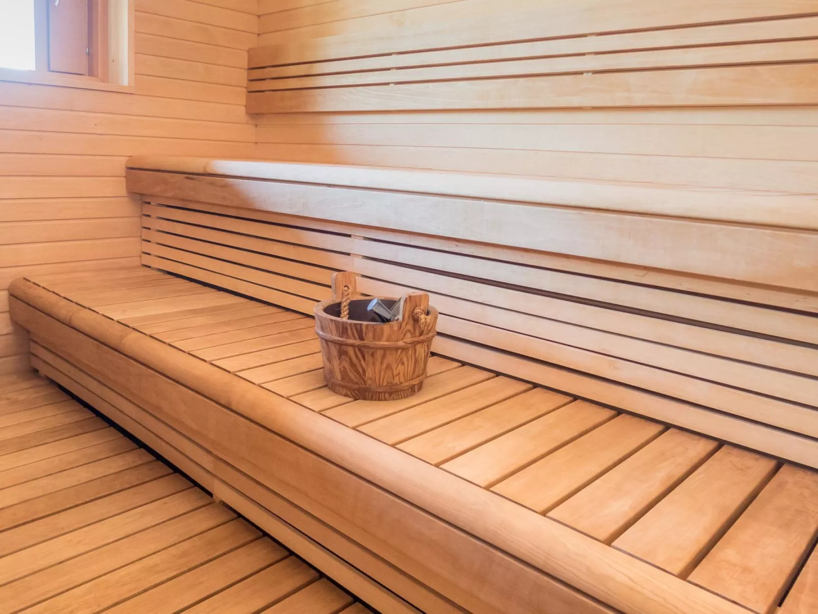 Holy lake chalet b-Drinnen