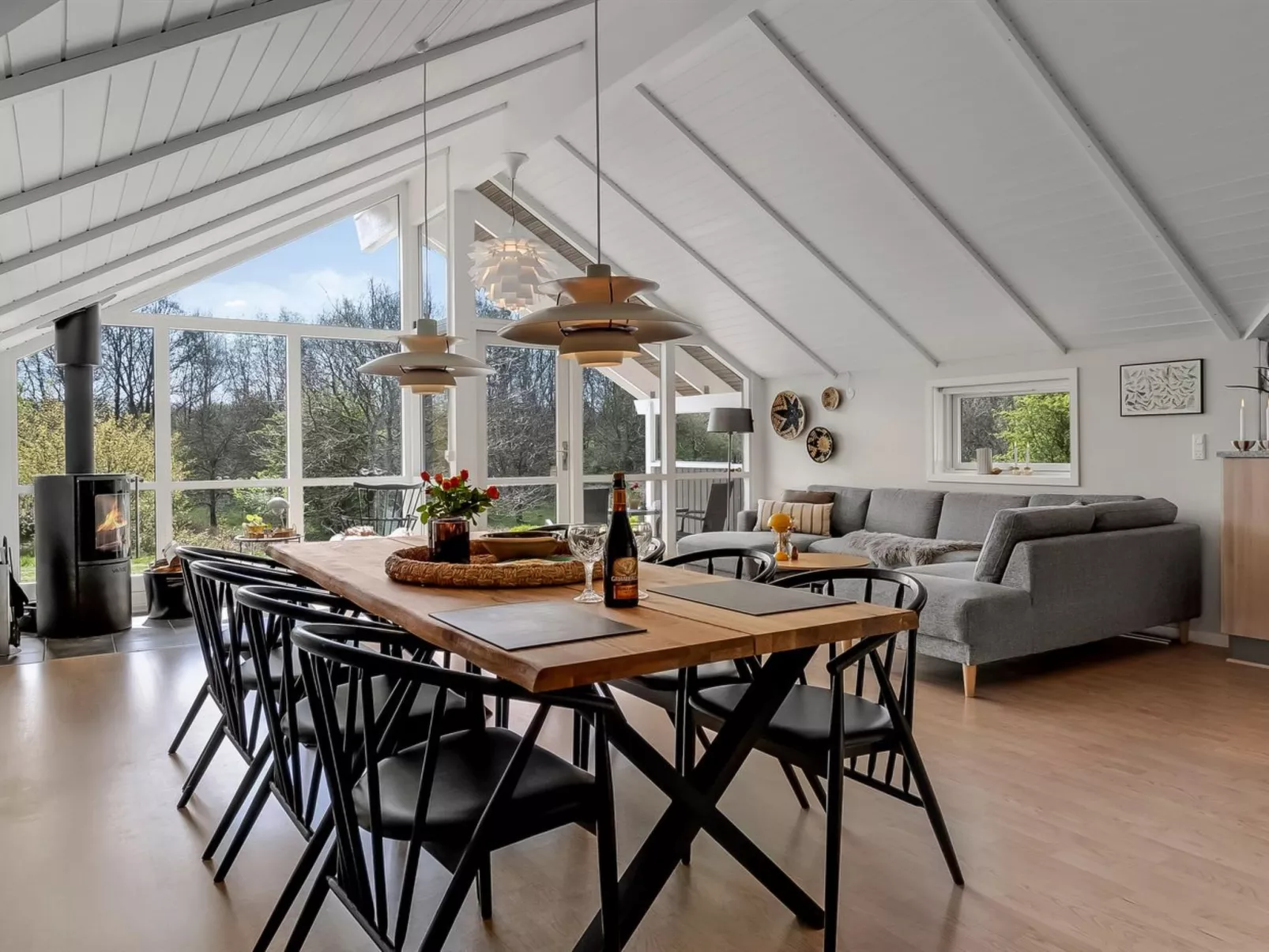 "Truels" - 30km from the sea-Drinnen