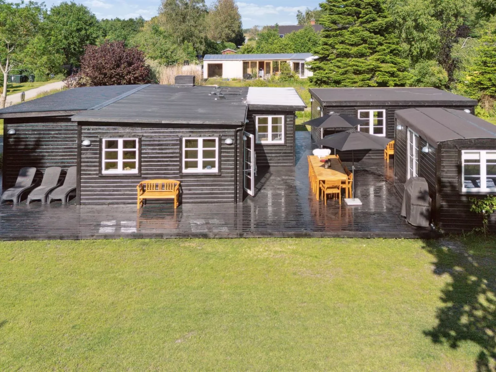 "Thrym" - 2.5km from the sea-Outside