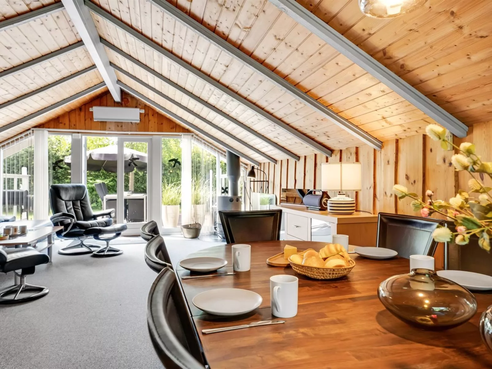 "Rusalina" - 400m from the sea-Inside