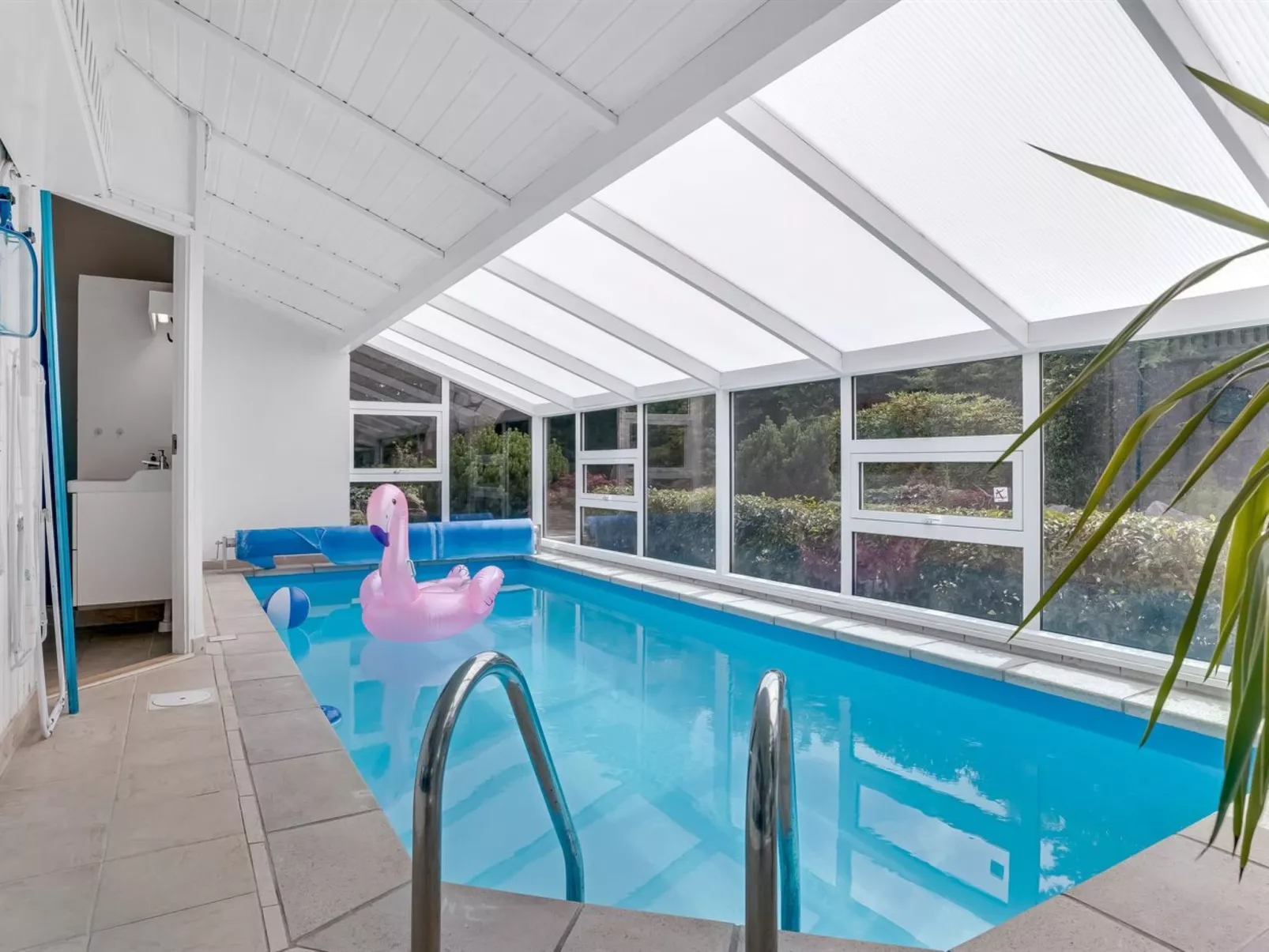 "Ellie" - 700m from the sea-Outside