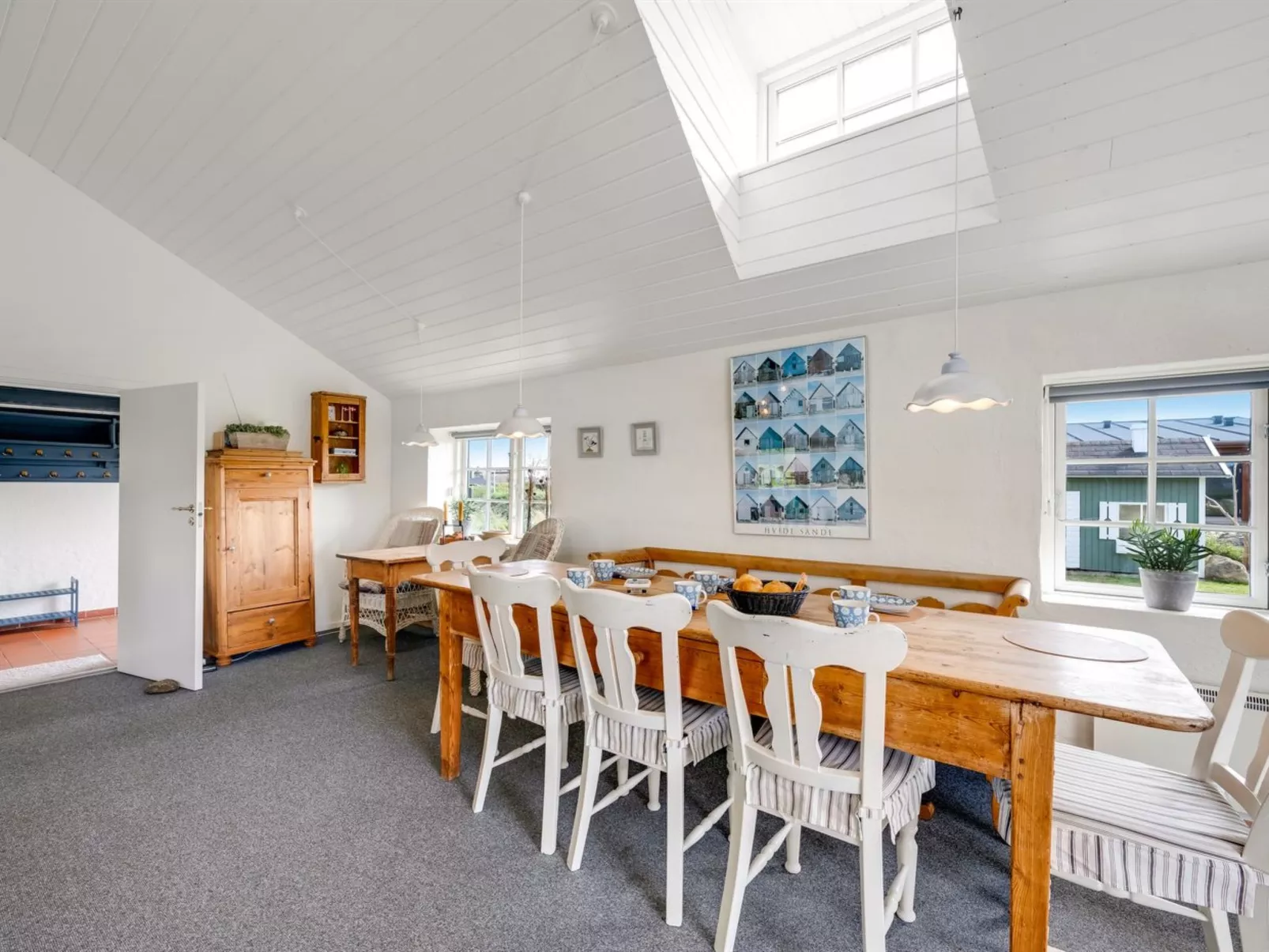 "Reinhard" -  from the sea-Drinnen