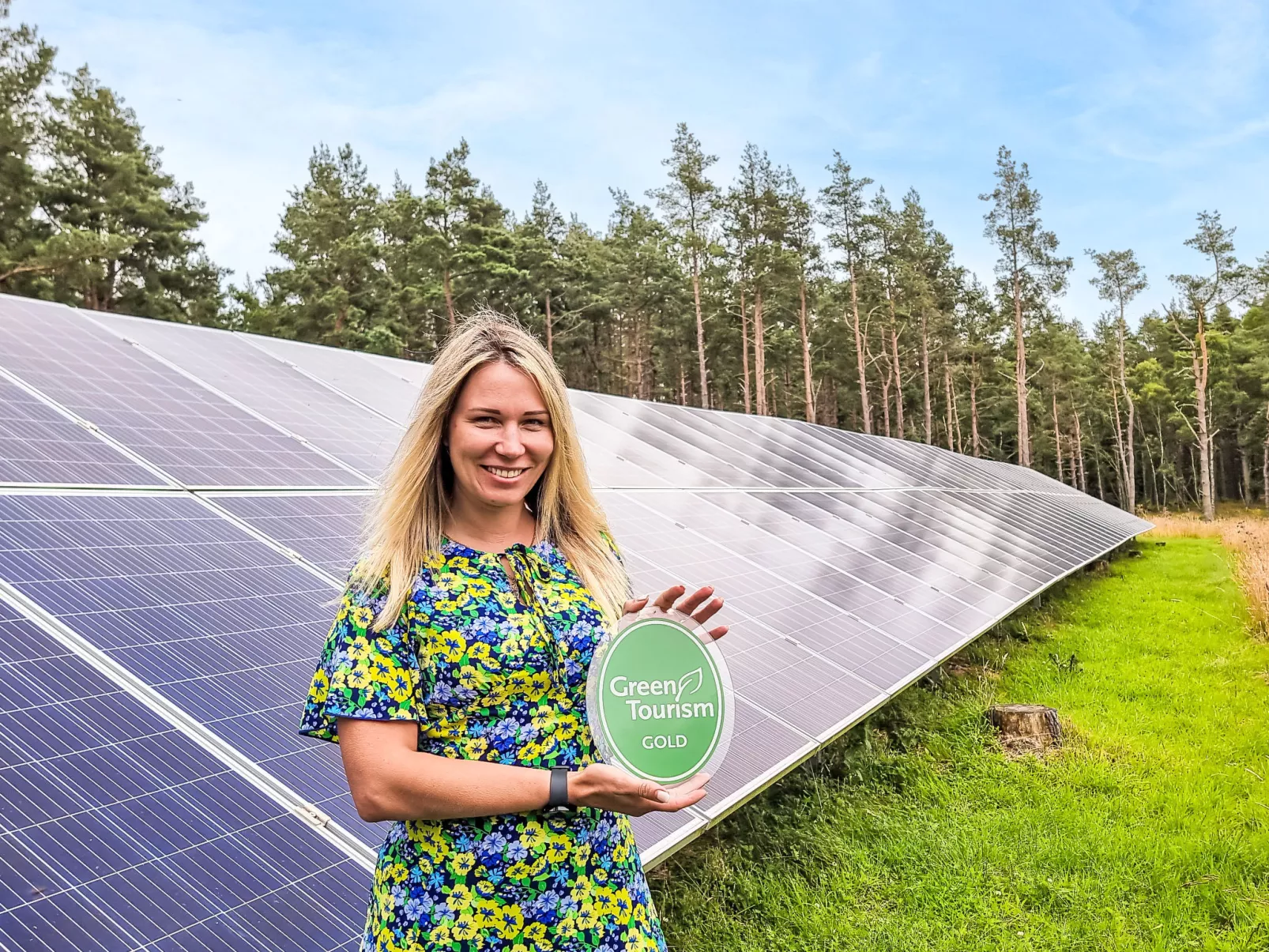 Ghillie’s Bothy-Outside