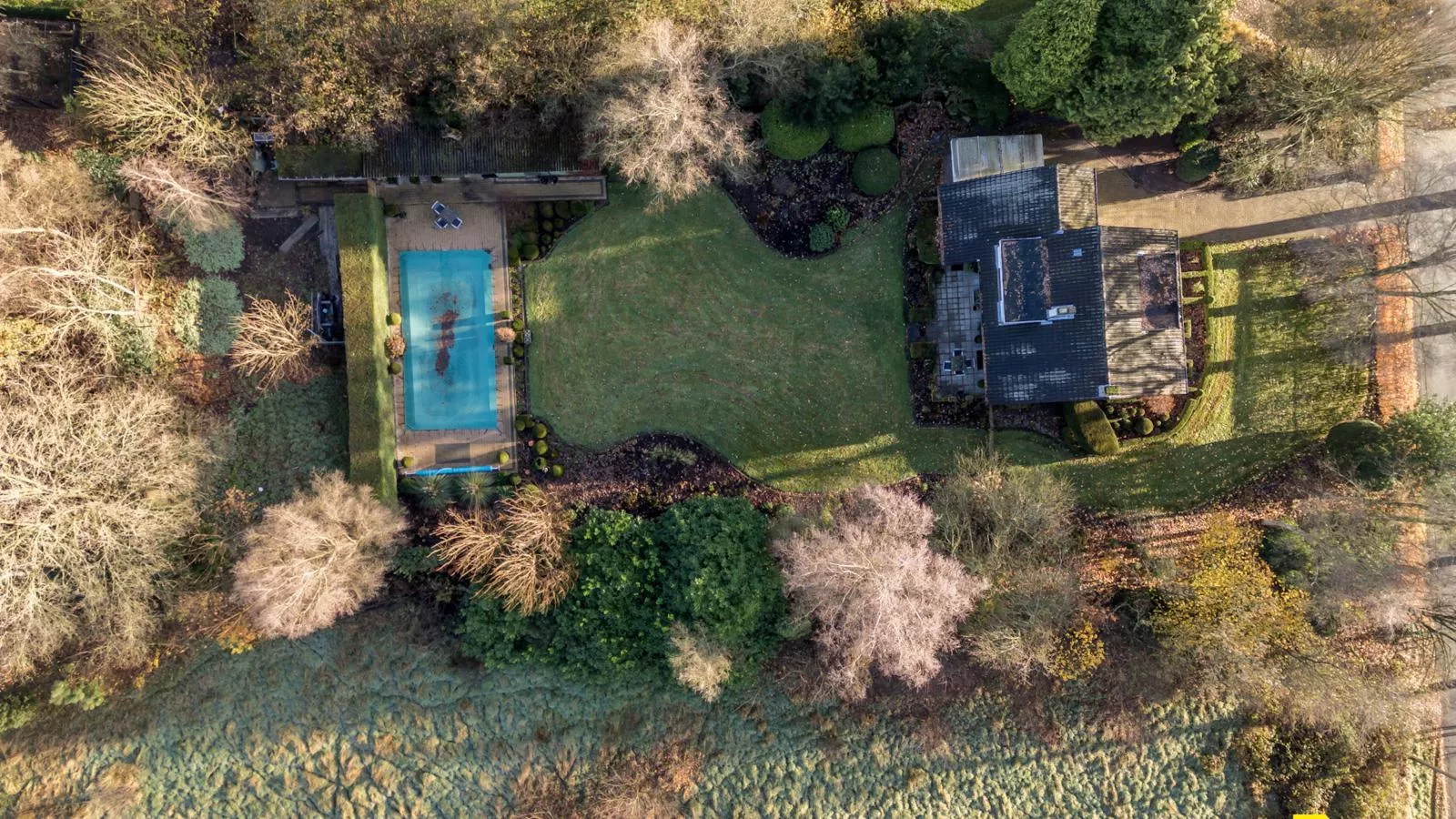 Wezelhoeve-Gardens in summer