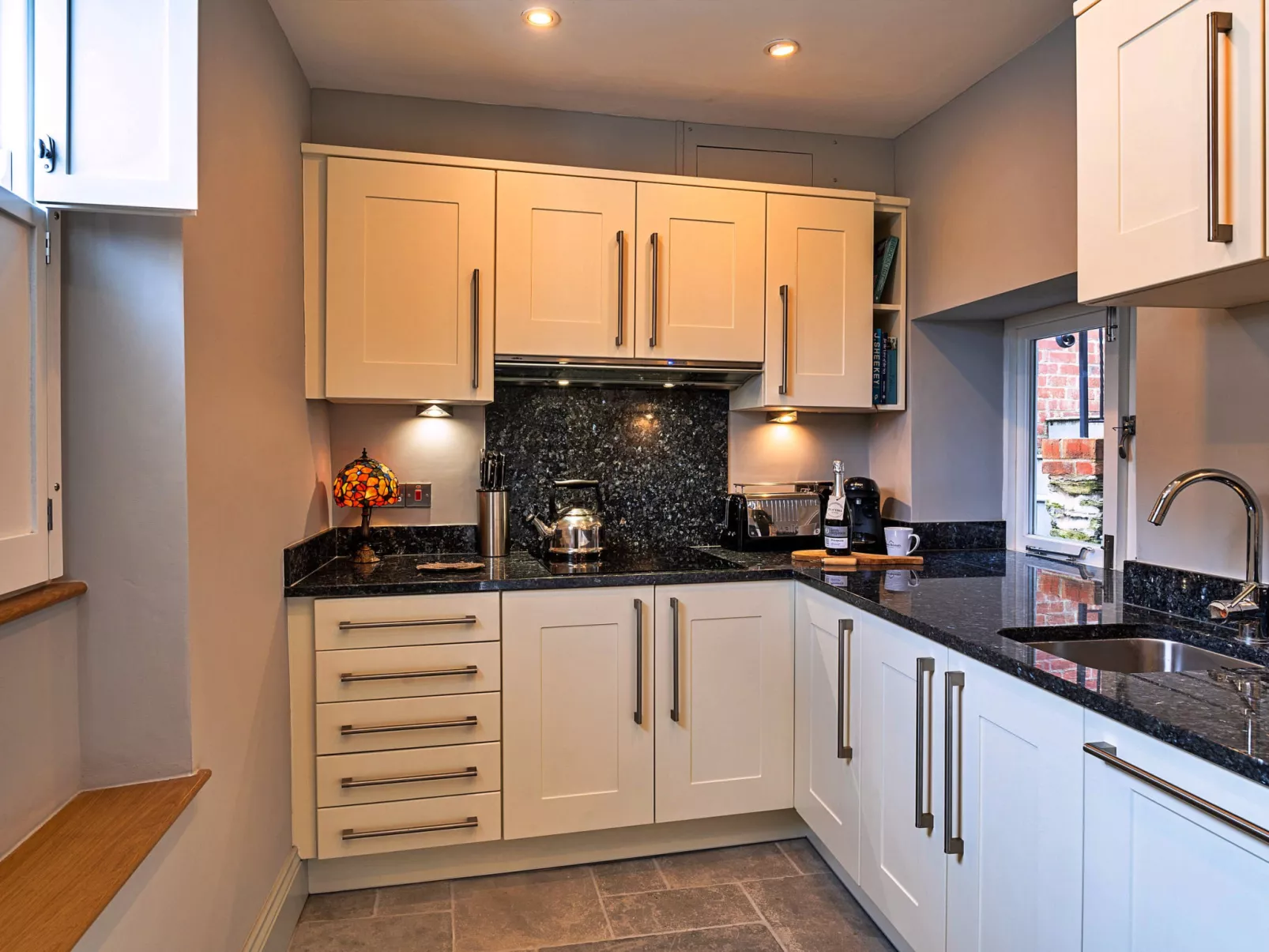 Potters Cottage-Dedans