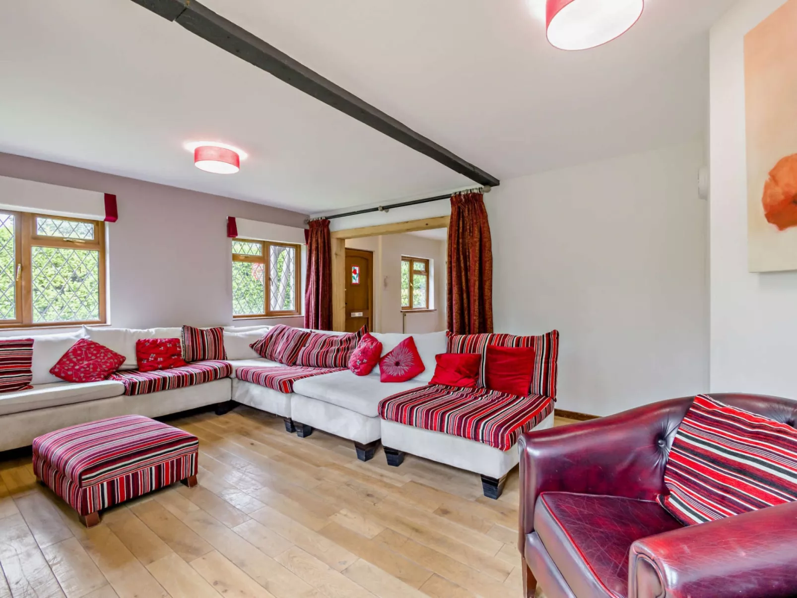 The House at No. 47-Dedans