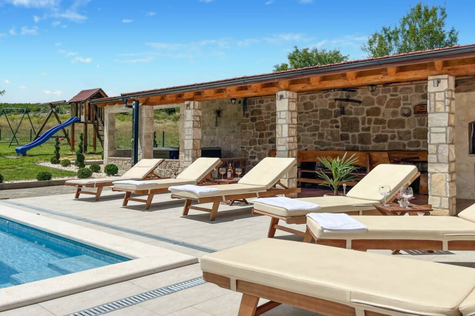 Villa Maria with Outdoor Pool - Five Bedroom Villa with Outdoor Pool-Swimming pool