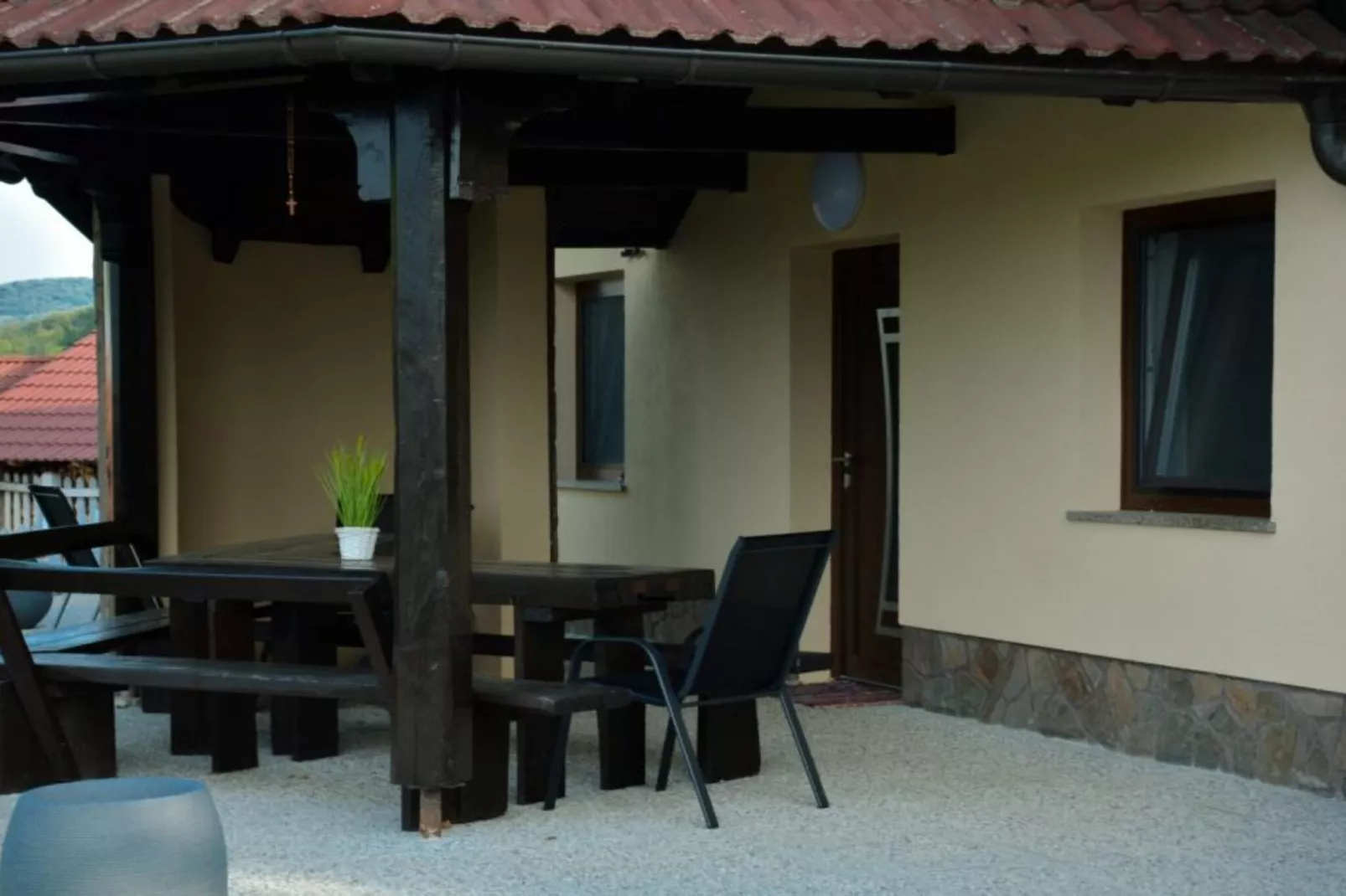 Zevnik Quiet Retreat with Stunning Views and Equestrian Activities - Standard One Bedroom Apartment-Outdoor