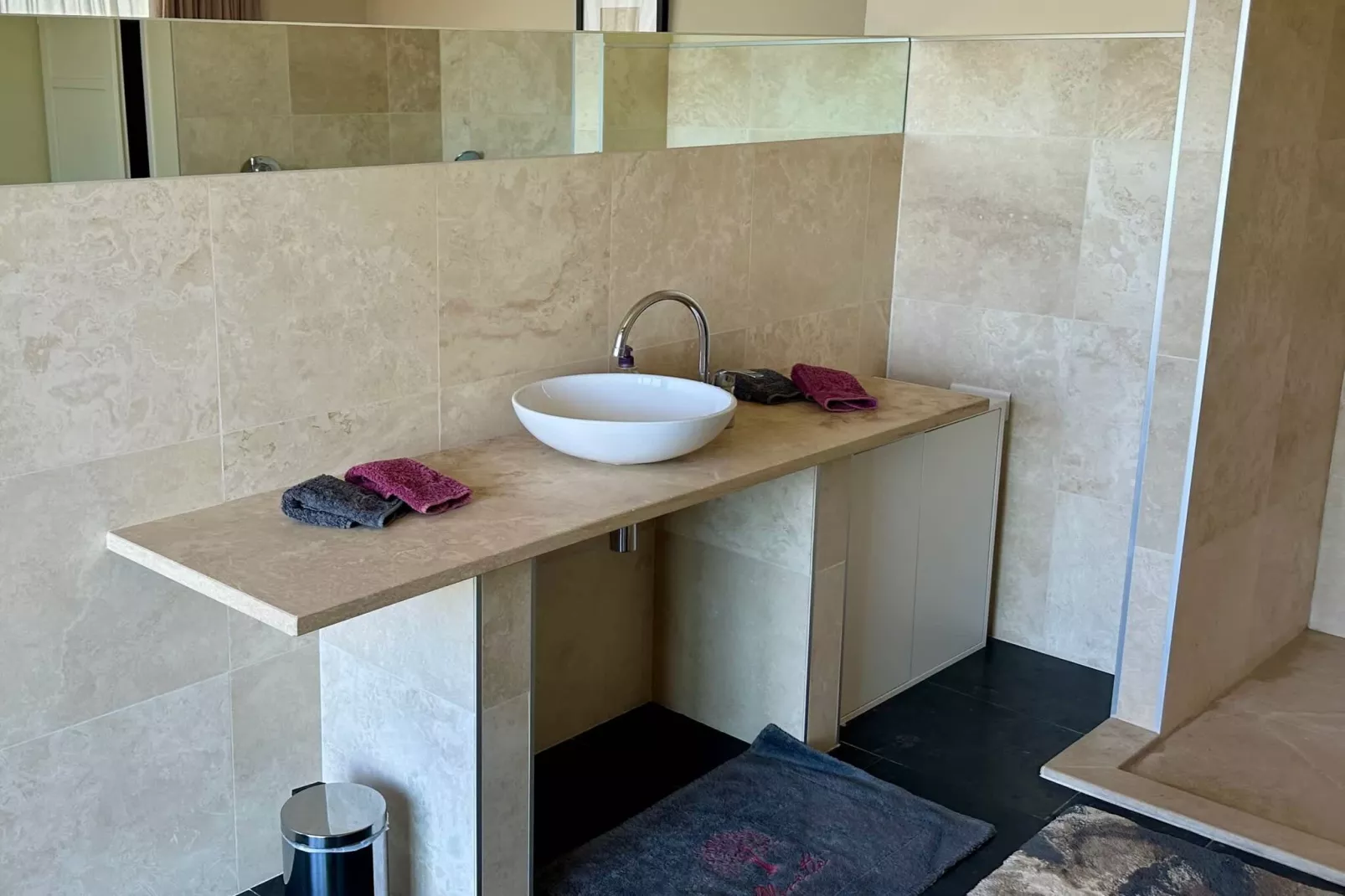 L' Olivette-Badezimmer