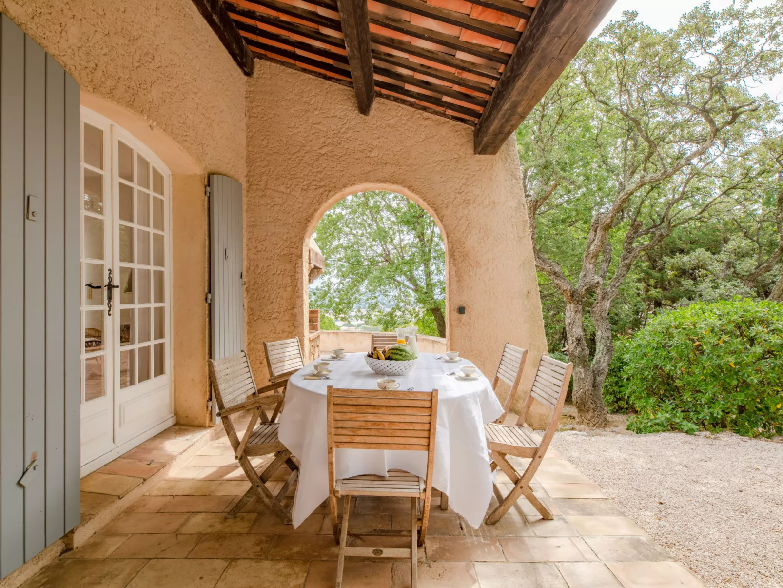 Le Coba-Outside