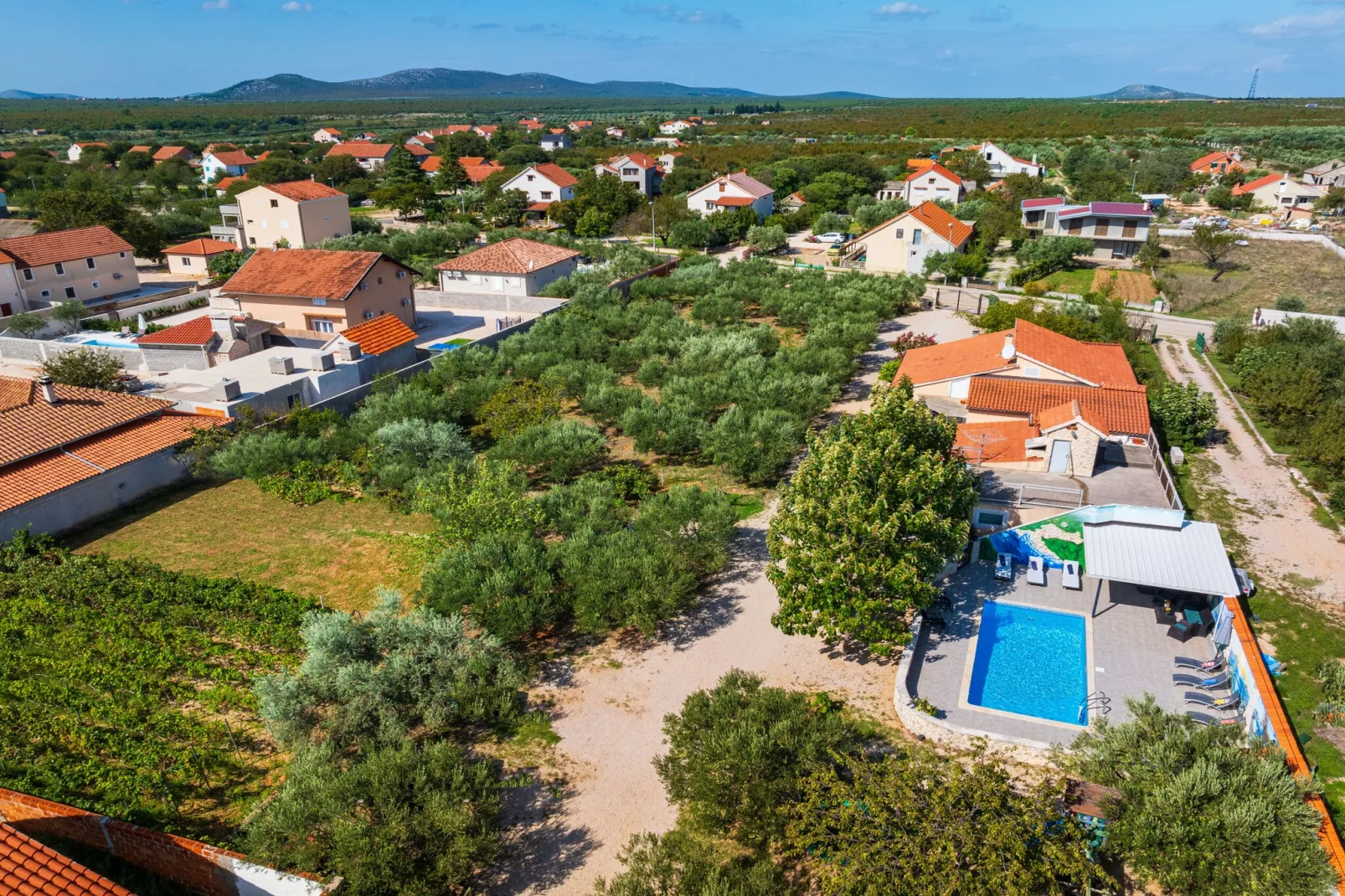 Holiday home Nadalina-Zones été à 1 km