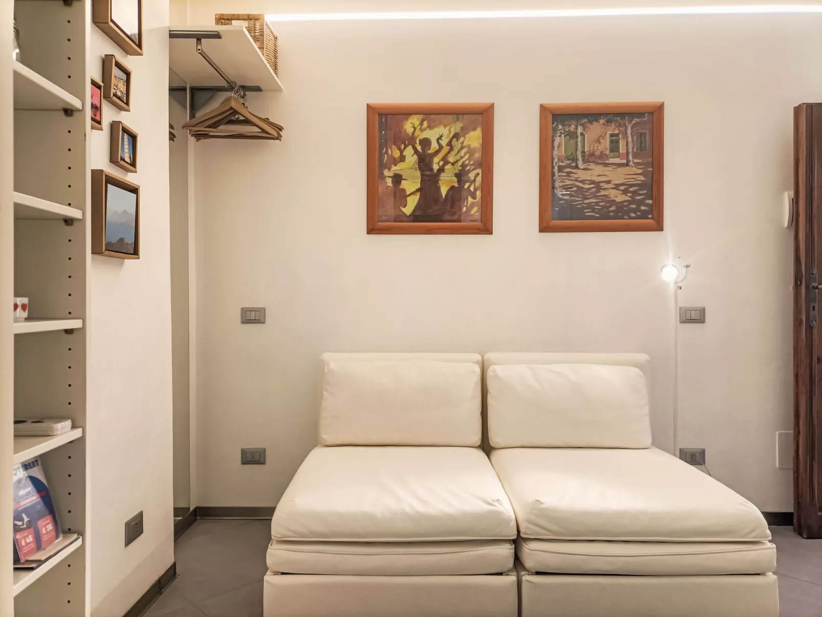 Terrazza con glicine-Drinnen