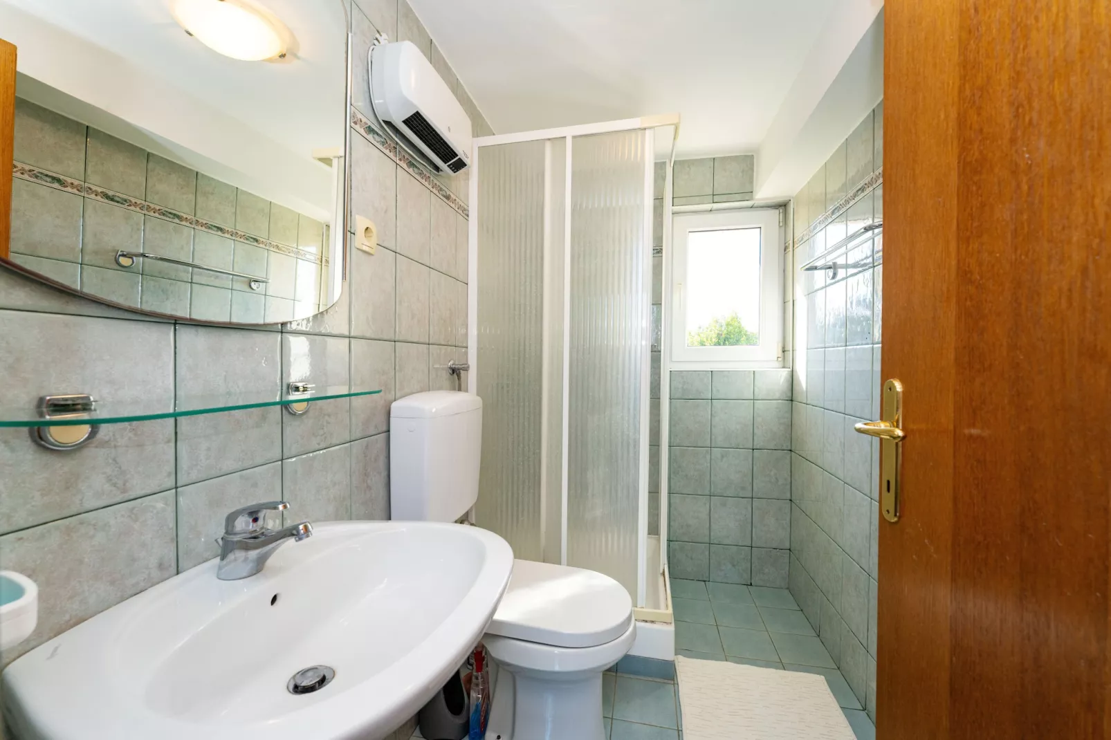 Beach house Privlaka-Badezimmer