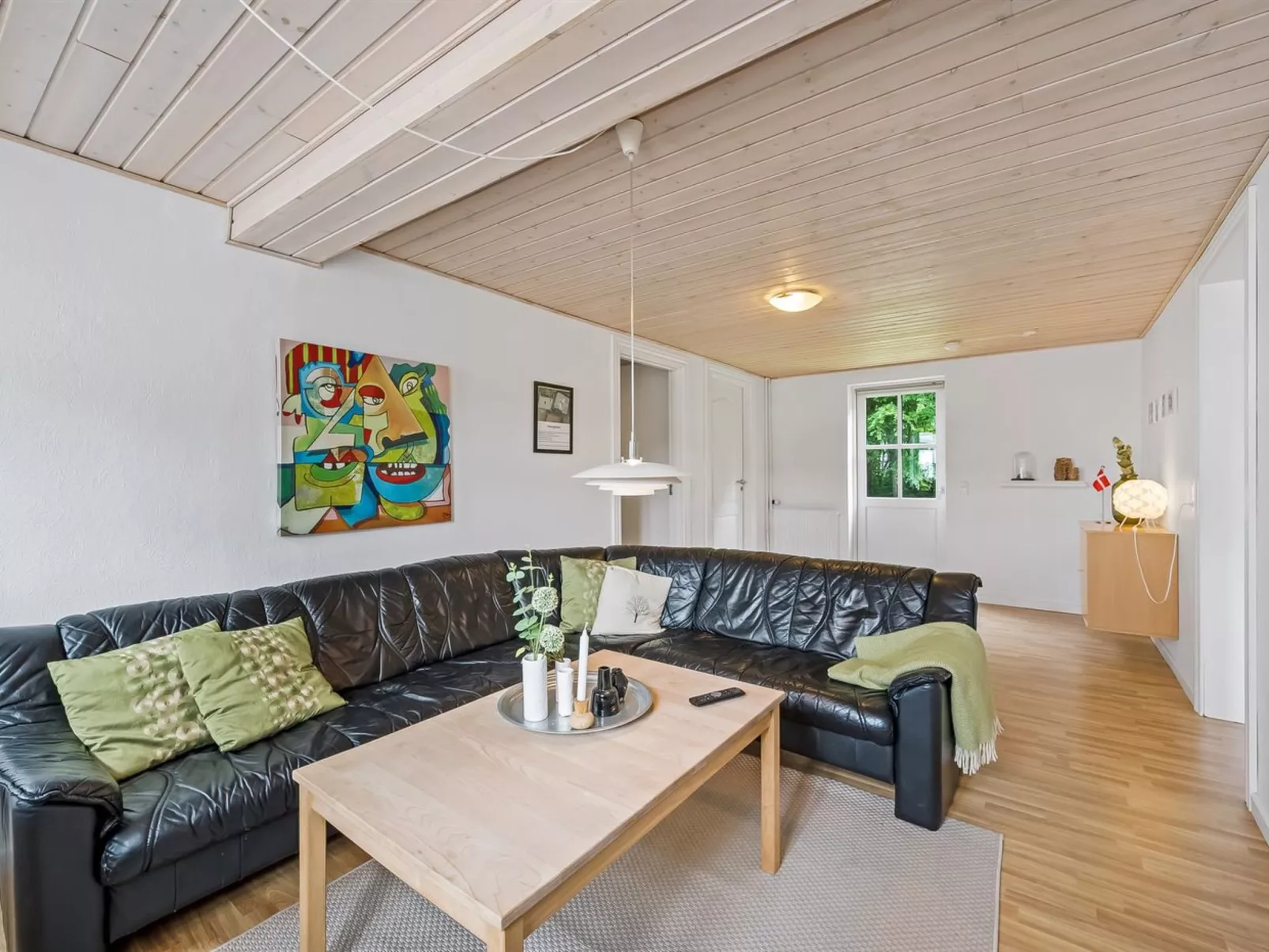 "Edine" - 4.5km from the sea-Inside