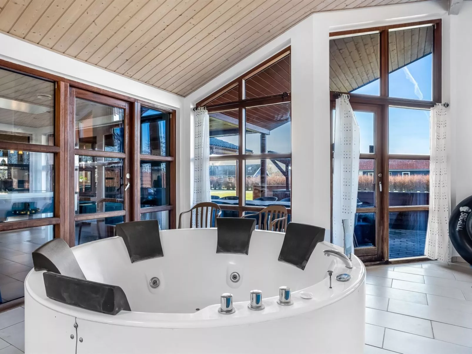 "Niela" - 800m from the sea-Dedans