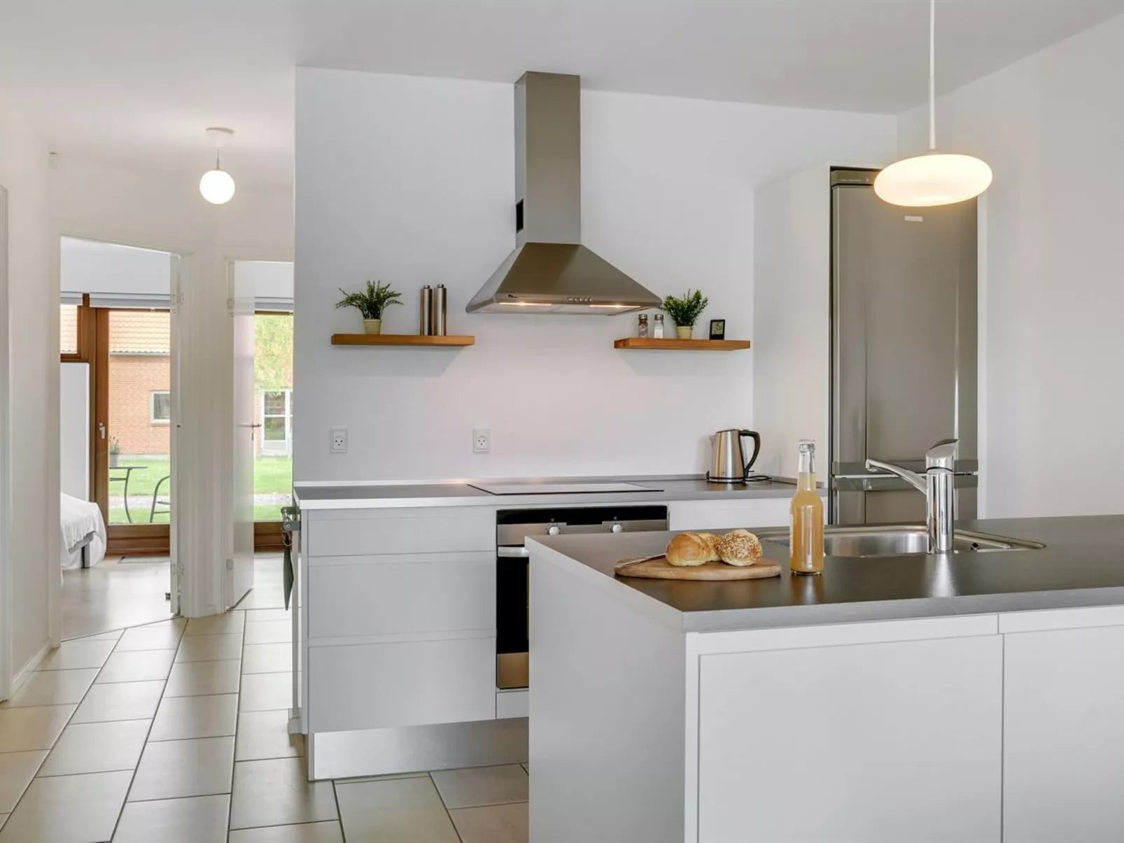 "Allyson" - 450m from the sea-Dedans