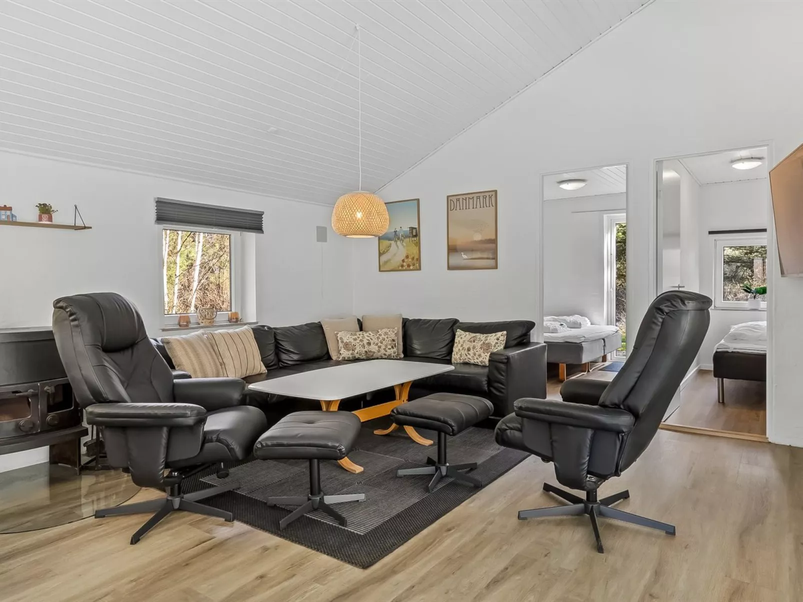 "Cora" - 1km from the sea-Inside