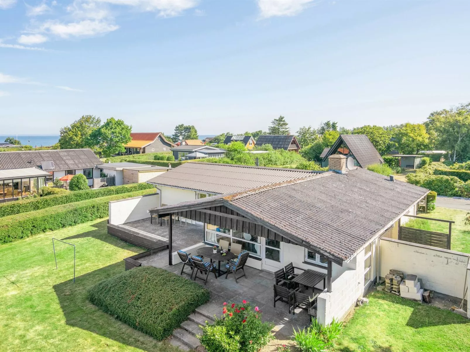 "Evald" - 200m from the sea-Outside