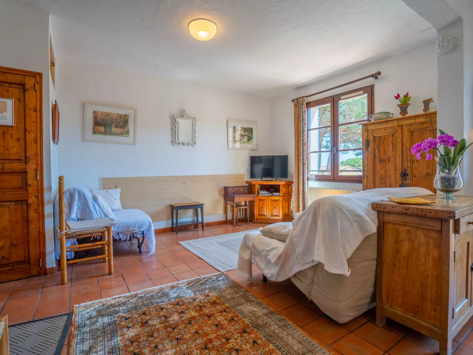 Domaine des Restanques-Inside