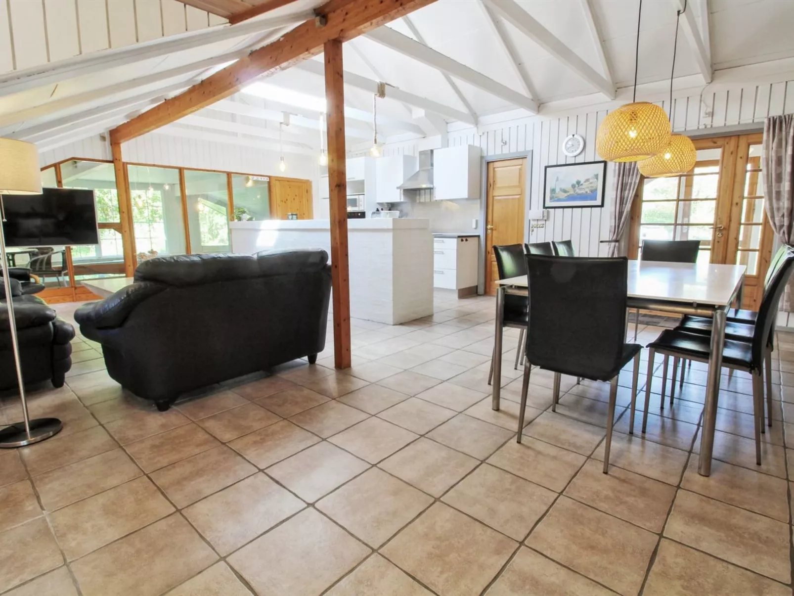 "Niyazi" - 3.1km from the sea-Inside