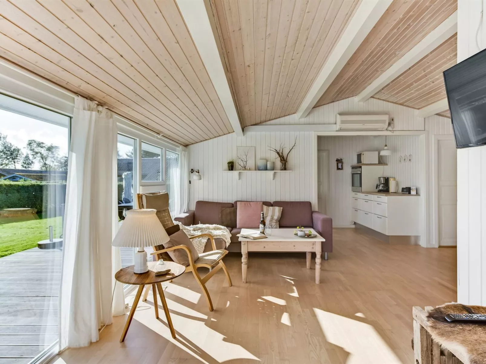 "Florina" - 700m from the sea-Inside