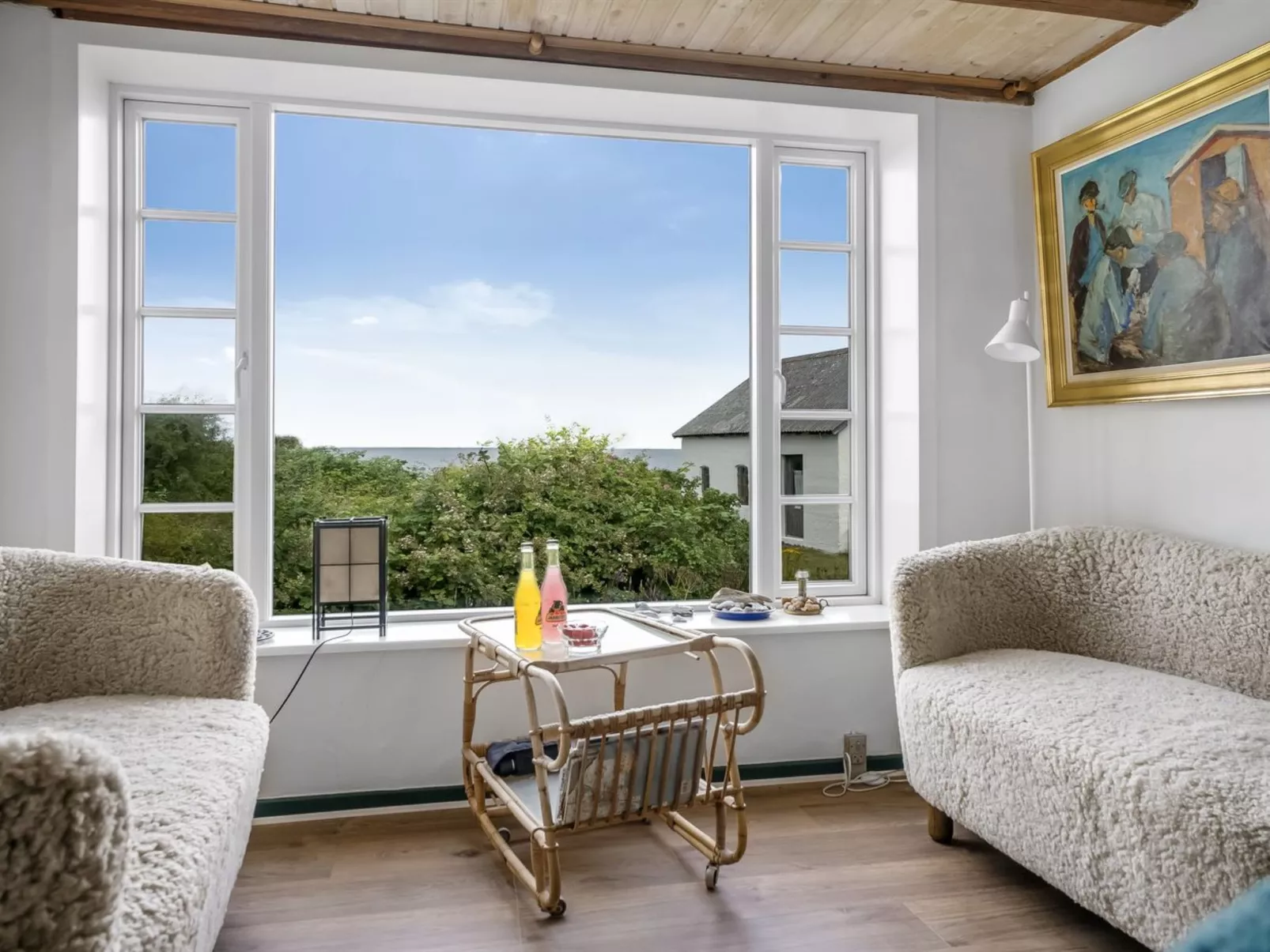 "Agrippa" - 30m to the fjord-Drinnen