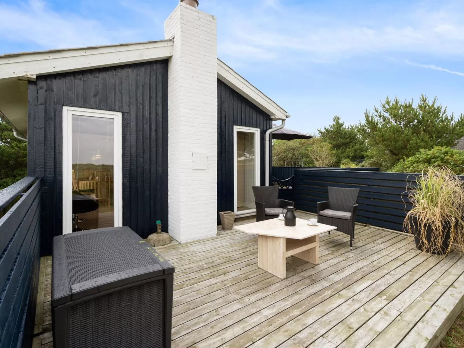 "Swana" - 550m from the sea-Outside