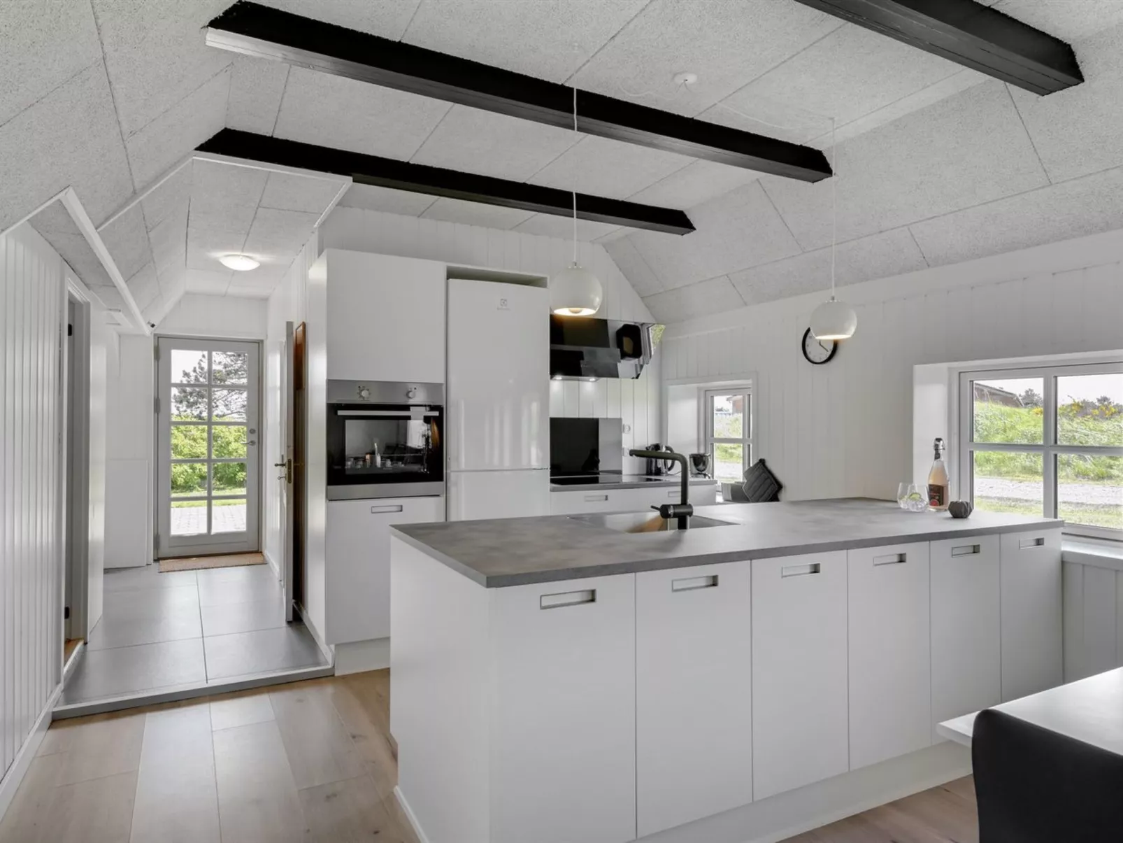 "Giesela" - 975m from the sea-Inside